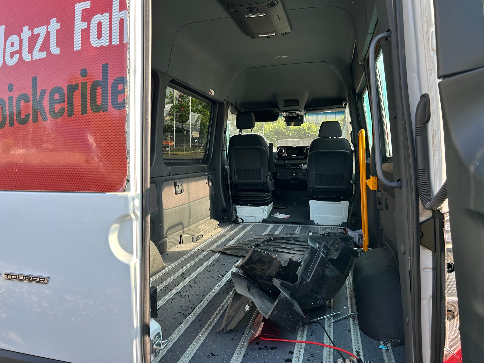 MERCEDES-BENZ Sprinter 317 CDI Standard 9G-TRONIC-image-4