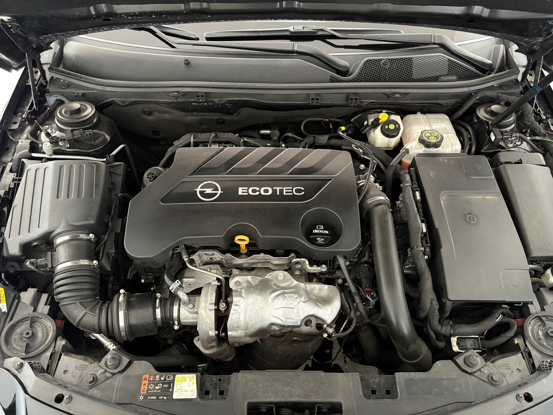 OPEL Sport tourer-image-0