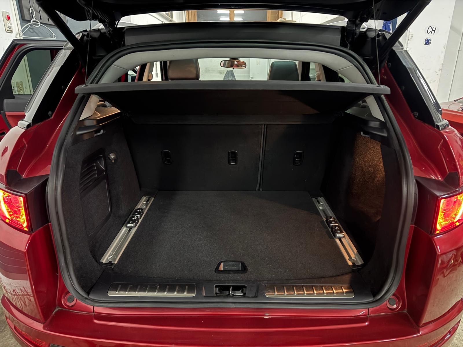LAND ROVER Range Rover Evoque 2.2 SD4 Dynamic AT6-image-11