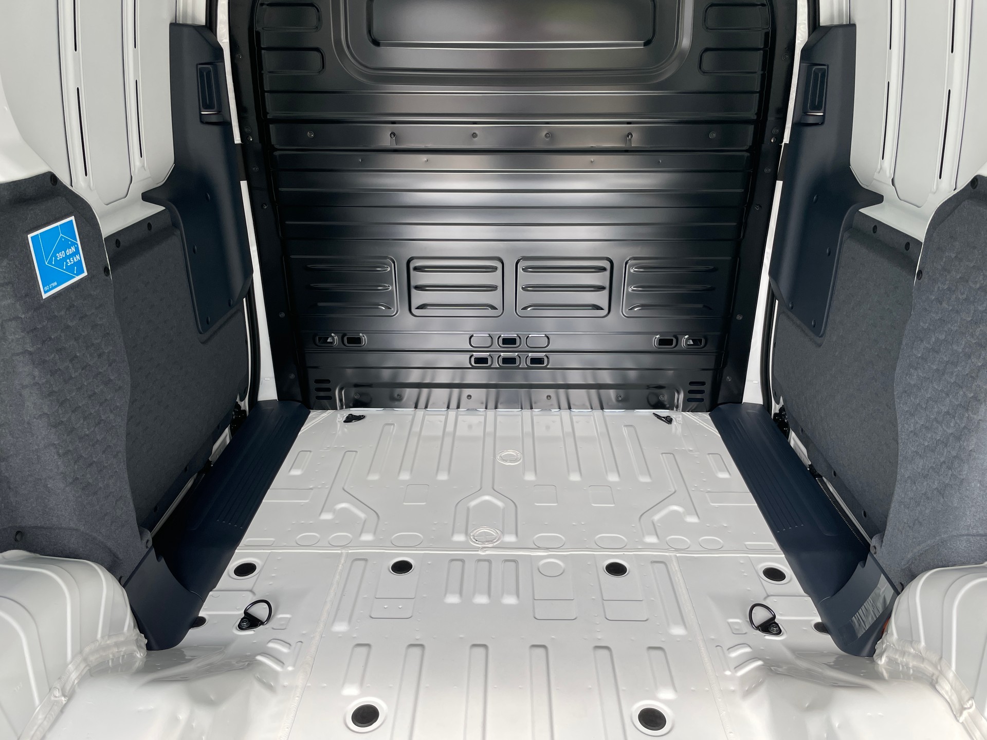 KIA PV5 Cargo 71.2 kWh Elite, Wärmepumpe und 2-Schiebetüren-image-13