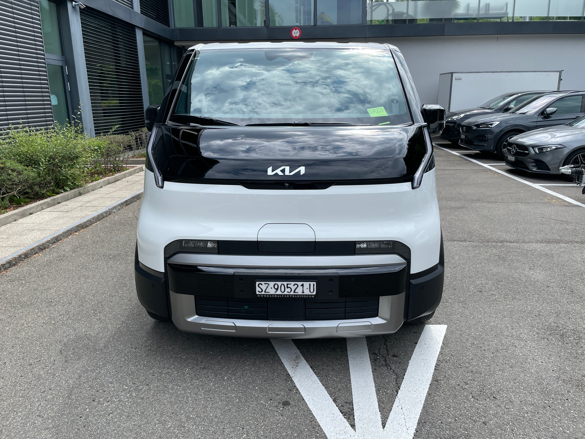 KIA PV5 Cargo 71.2 kWh Elite, Wärmepumpe und 2-Schiebetüren-image-11
