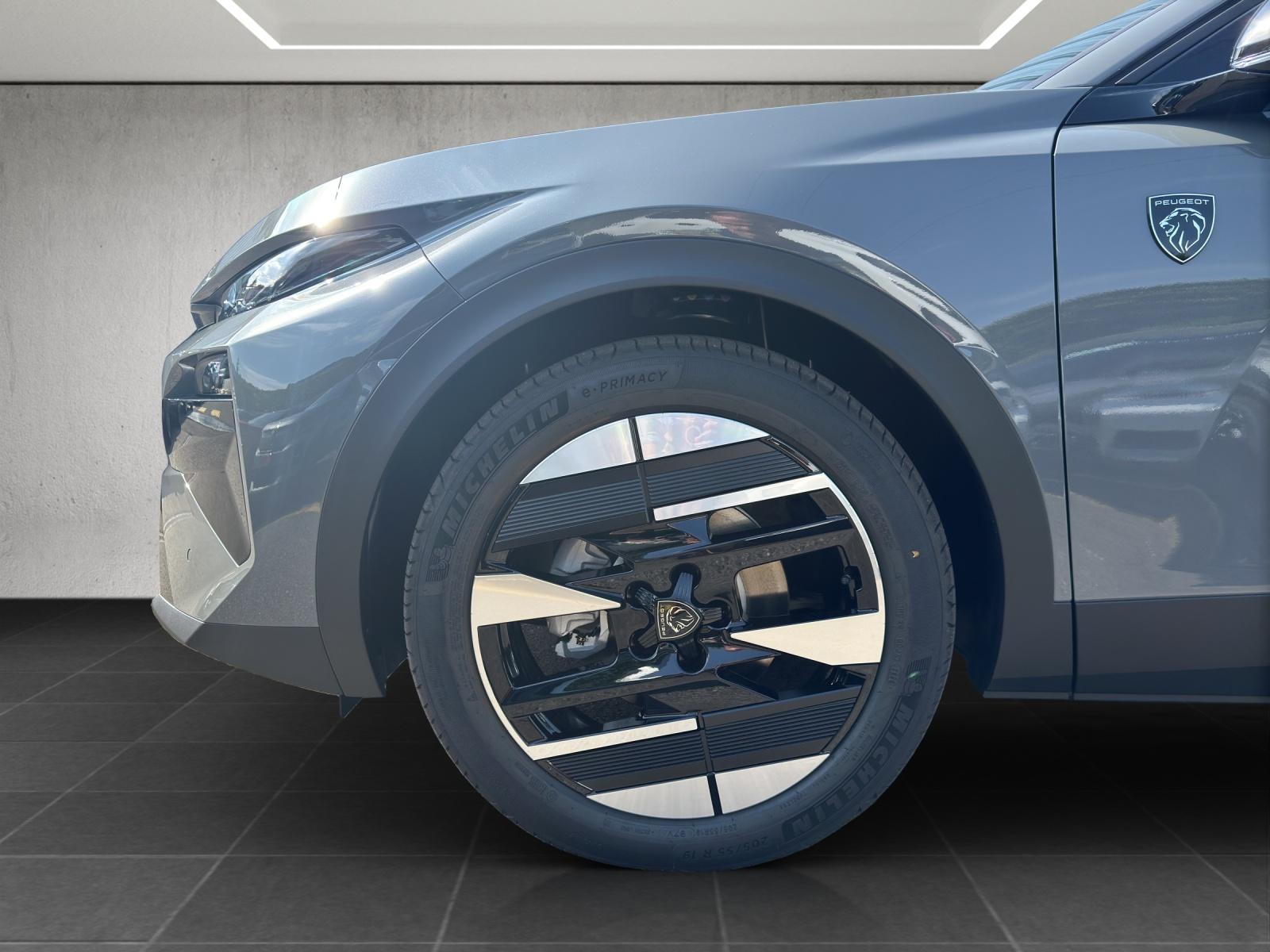PEUGEOT 408 1.2 Hybrid 145 GT Exclusive-image-22