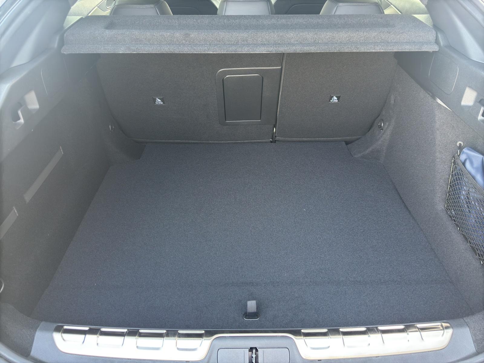 PEUGEOT 408 1.2 Hybrid 145 GT Exclusive-image-21