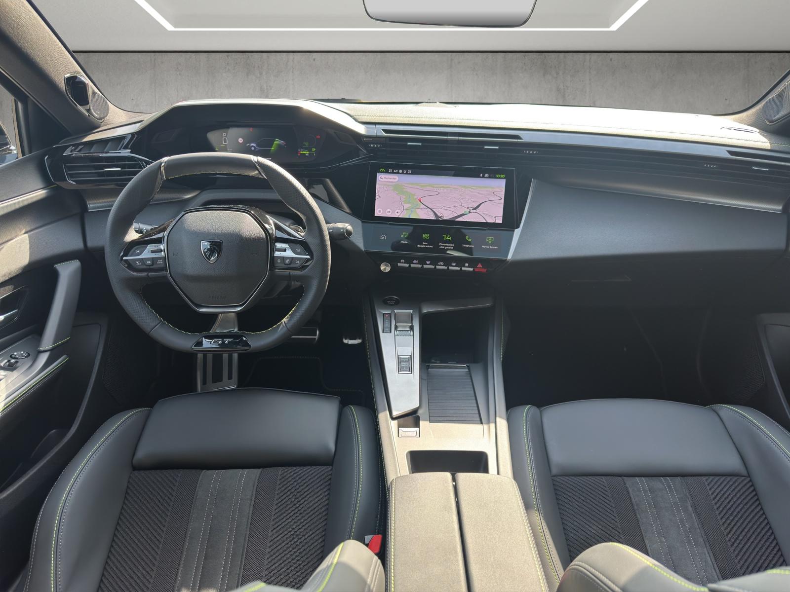 PEUGEOT 408 1.2 Hybrid 145 GT Exclusive-image-14