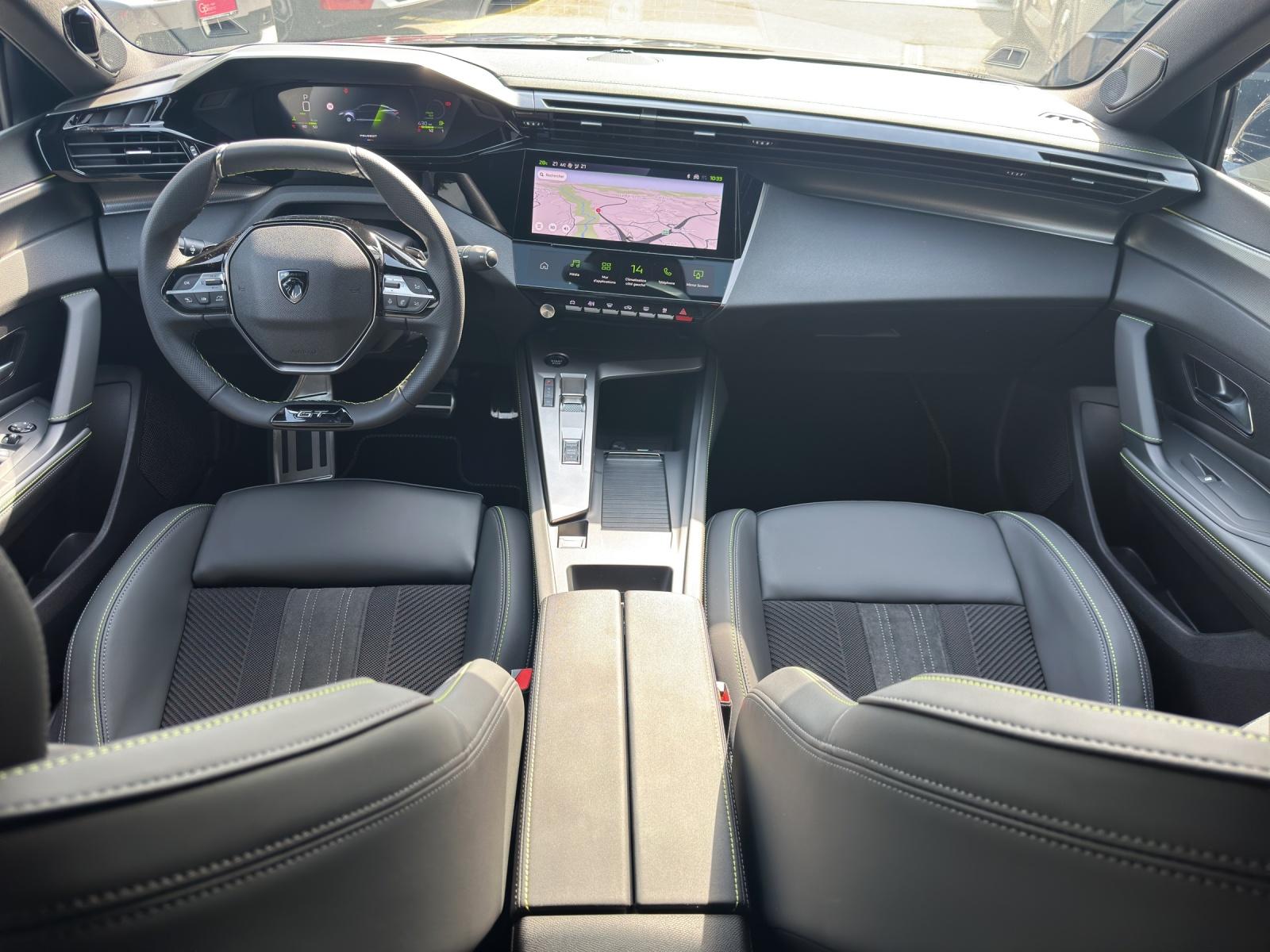 PEUGEOT 408 1.2 Hybrid 145 GT Exclusive-image-7