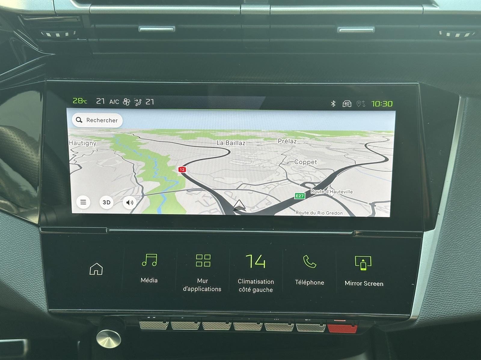 PEUGEOT 408 1.2 Hybrid 145 GT Exclusive-image-15