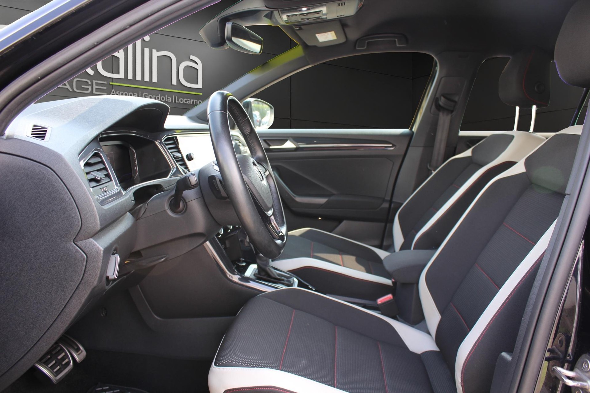 VW T-Roc 1.5 TSI Sport DSG-image-6