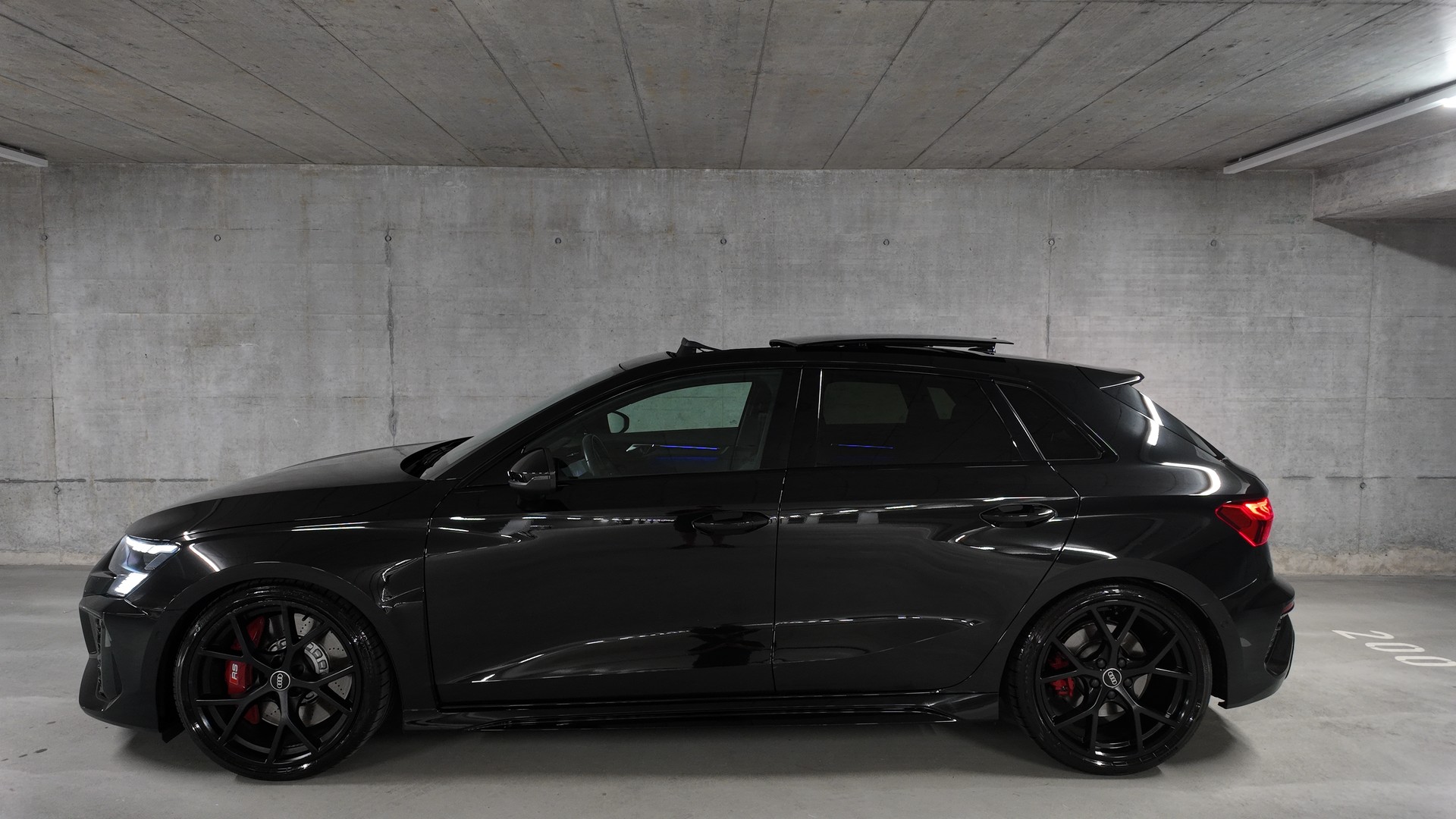 AUDI RS3 Sportback 2.5 TSI quattro S-tronic-showroom-element-2