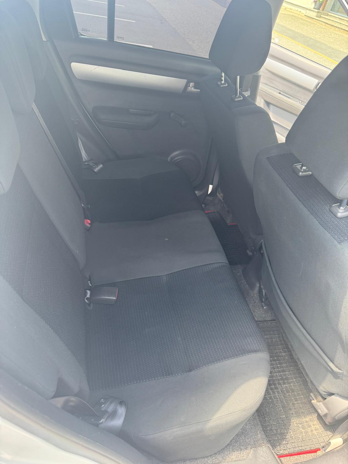 SUZUKI Swift 1.5i 16V VVT GL Top-image-11