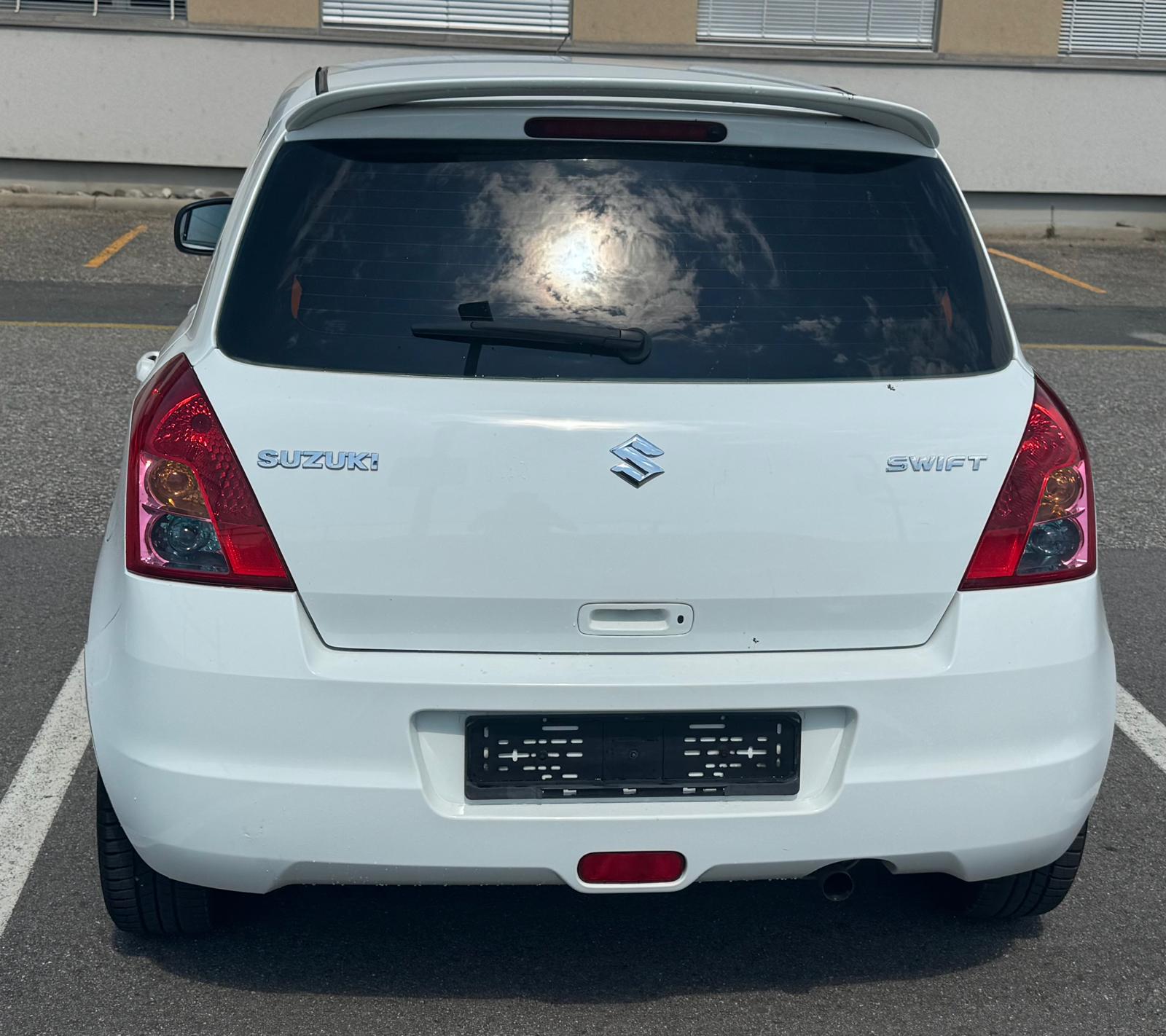 SUZUKI Swift 1.5i 16V VVT GL Top-image-7