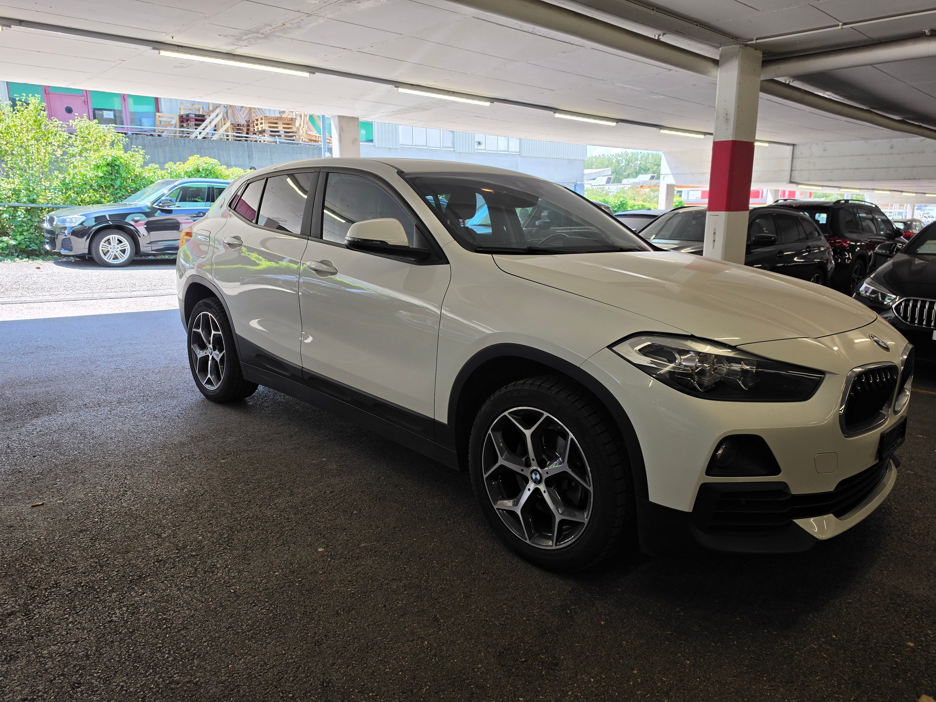 BMW X2 sDrive 18i-image-1