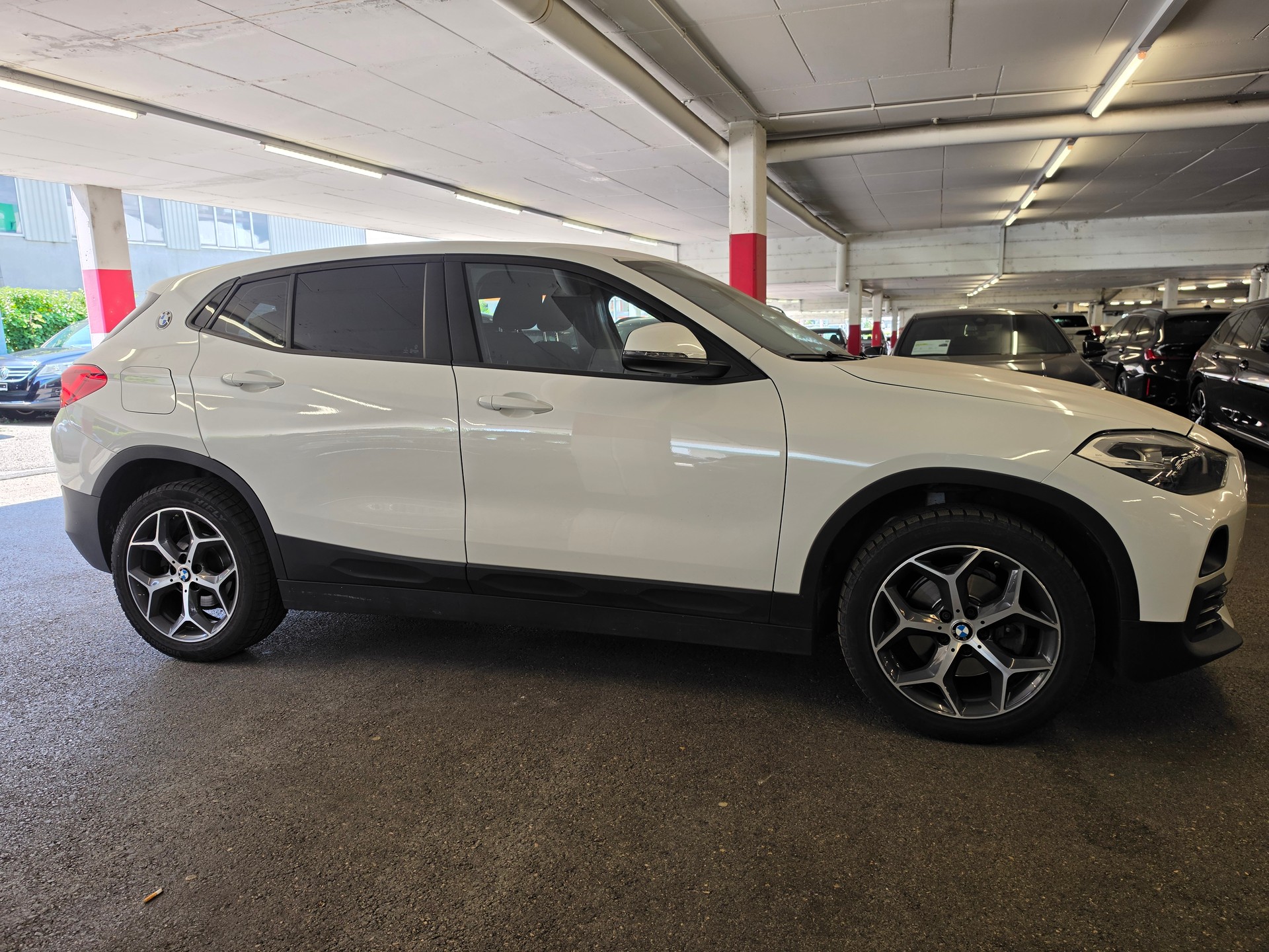 BMW X2 sDrive 18i-image-4