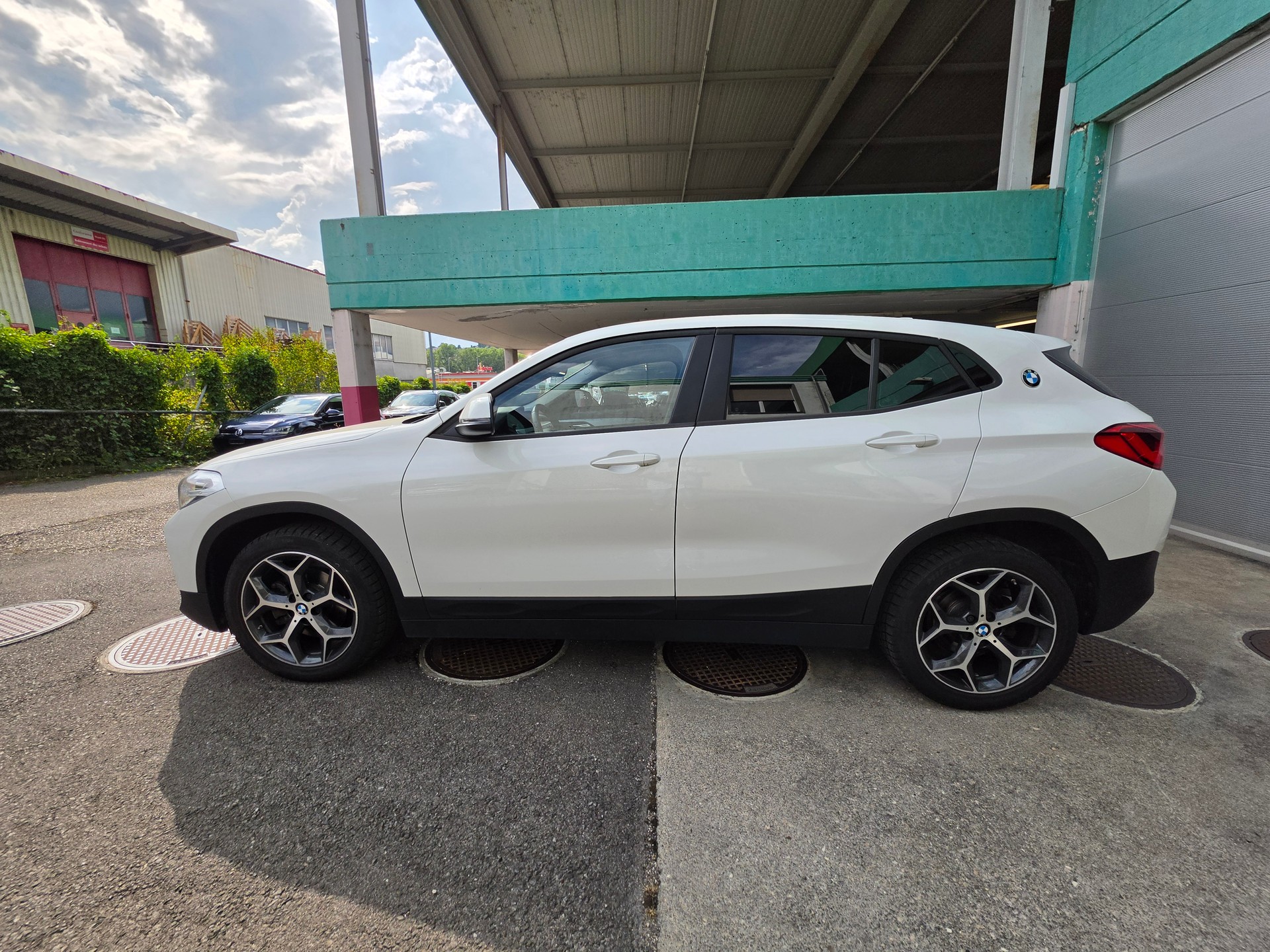 BMW X2 sDrive 18i-image-10