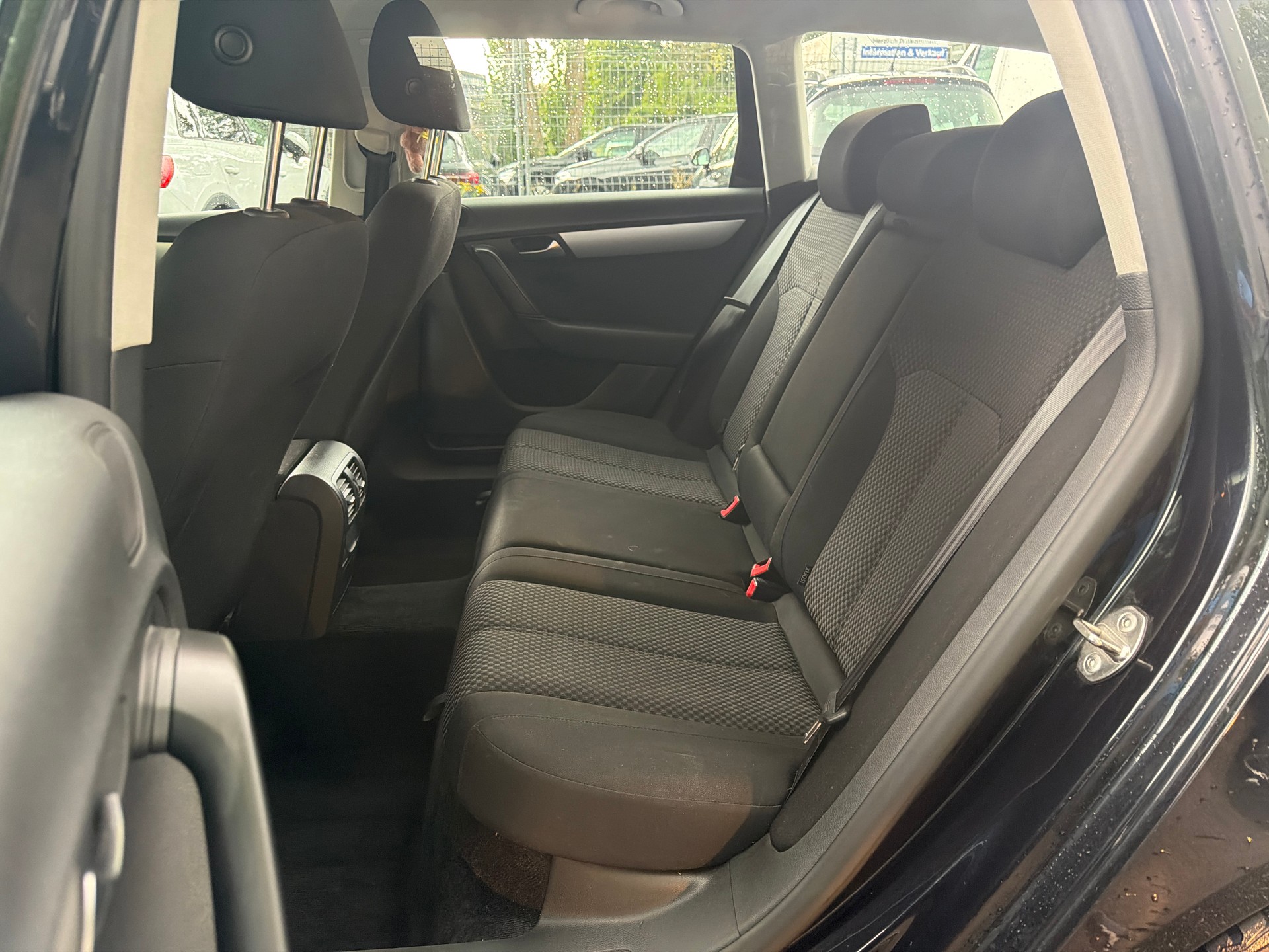 VW Passat Variant 2.0 TDI BMT Trendline ** Klima-auto ** MF-Lenkrad-Tempomat **-image-2