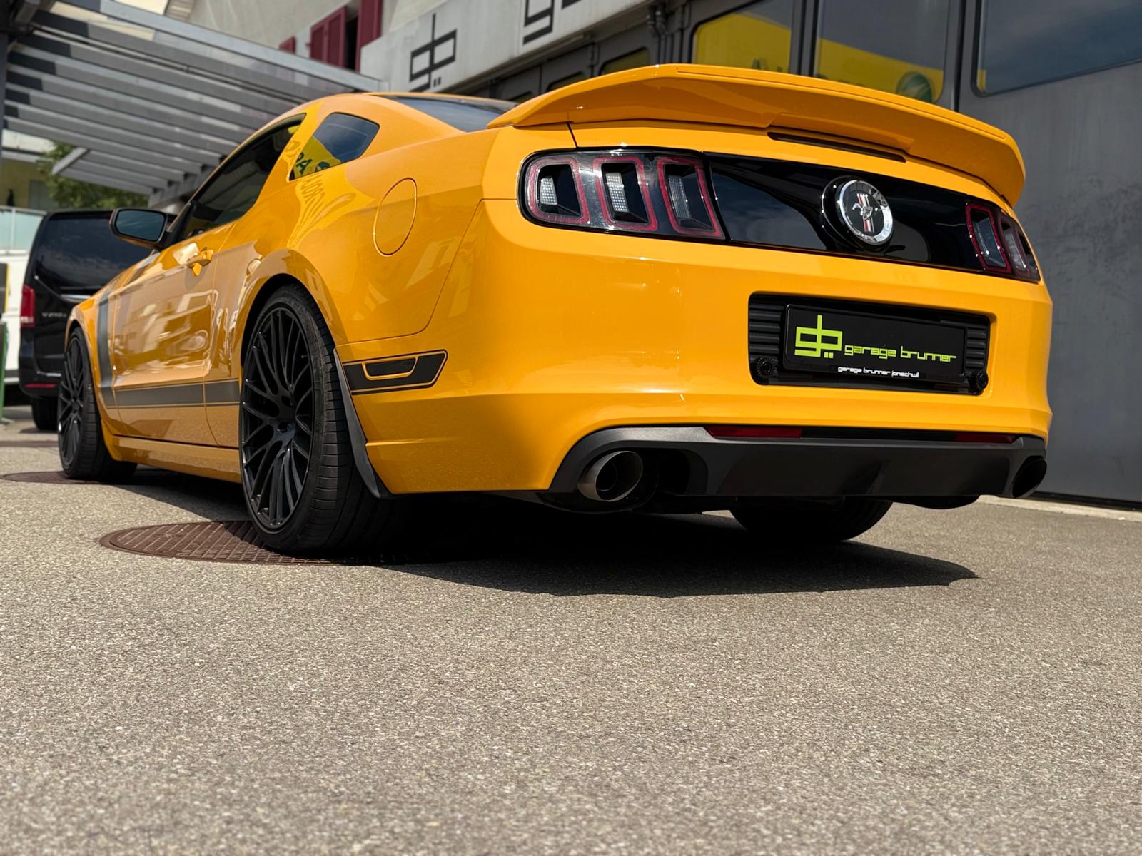FORD BOSS 302-image-3