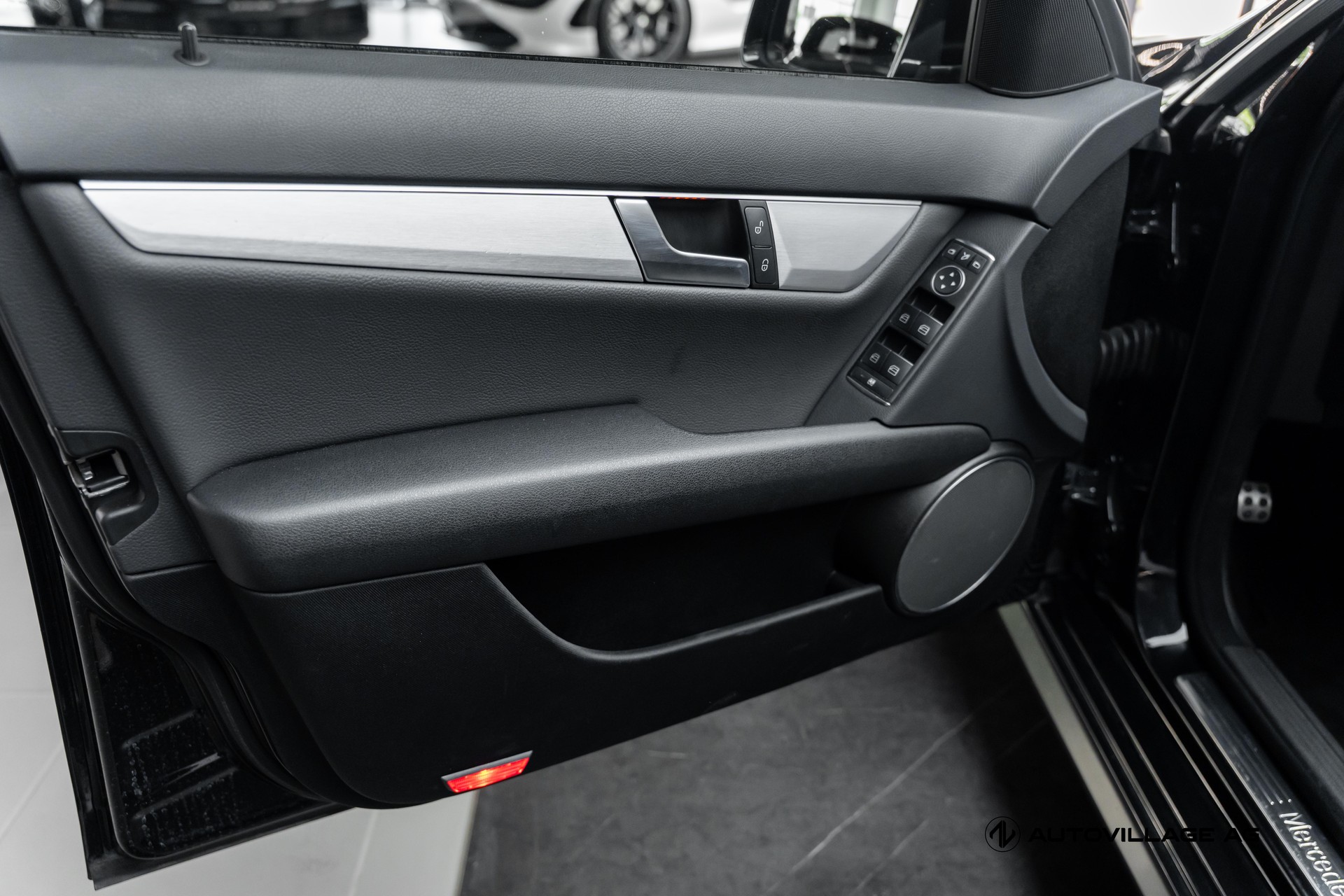 MERCEDES-BENZ C 250 CDI Avantgarde 4Matic 7G-Tronic | AMG Line | Standheizung-image-24