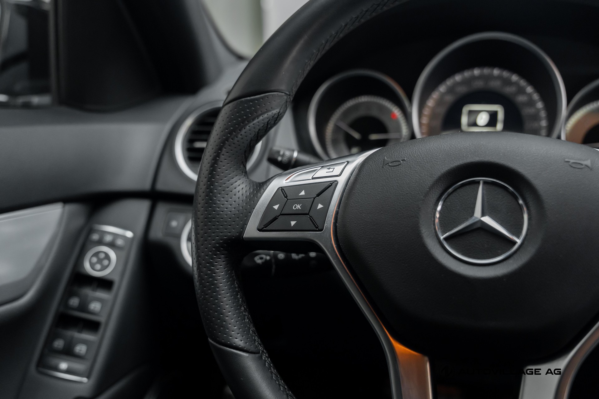 MERCEDES-BENZ C 250 CDI Avantgarde 4Matic 7G-Tronic | AMG Line | Standheizung-image-21