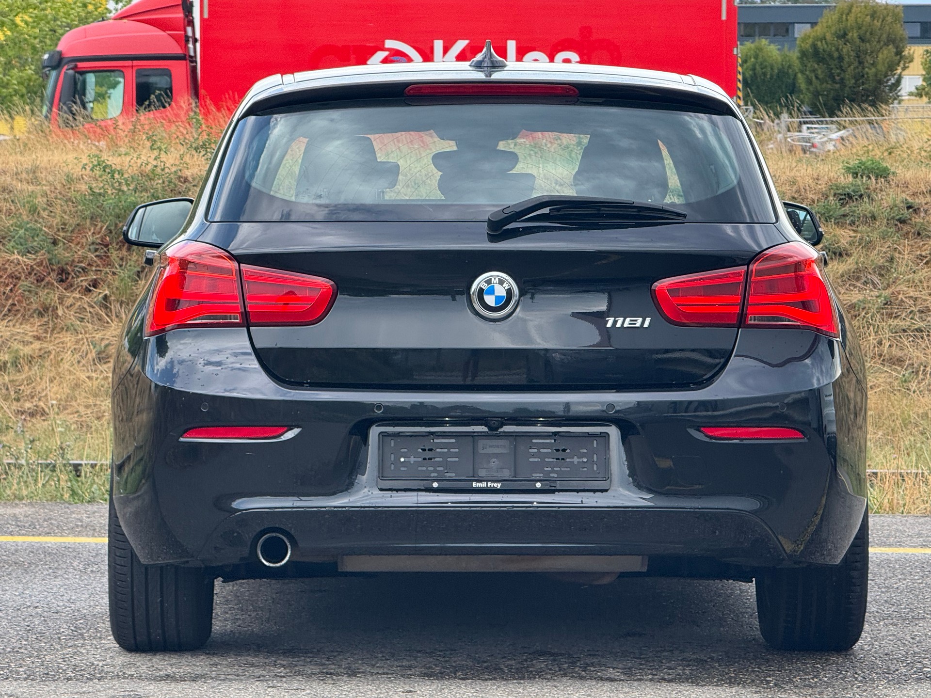 BMW 118i Sport Line Steptronic-image-4
