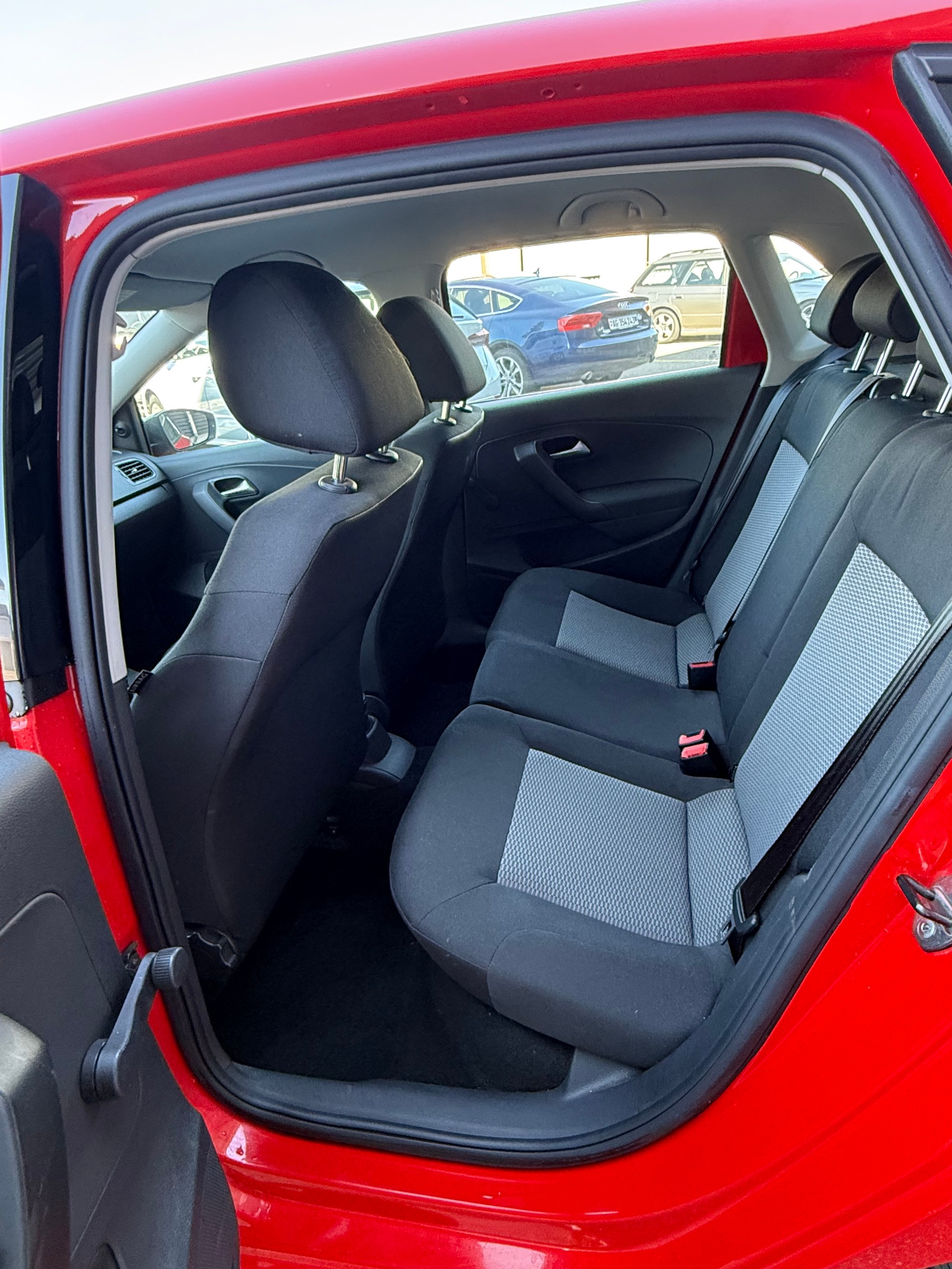 VW Polo 1.2 12V Trendline-image-4