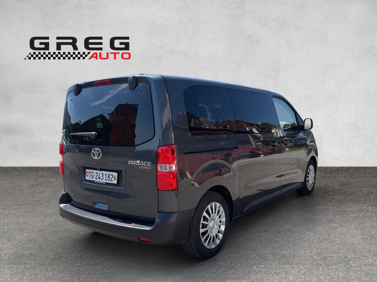 TOYOTA Proace Verso 2.0 D-4D Comfort Medium-image-3