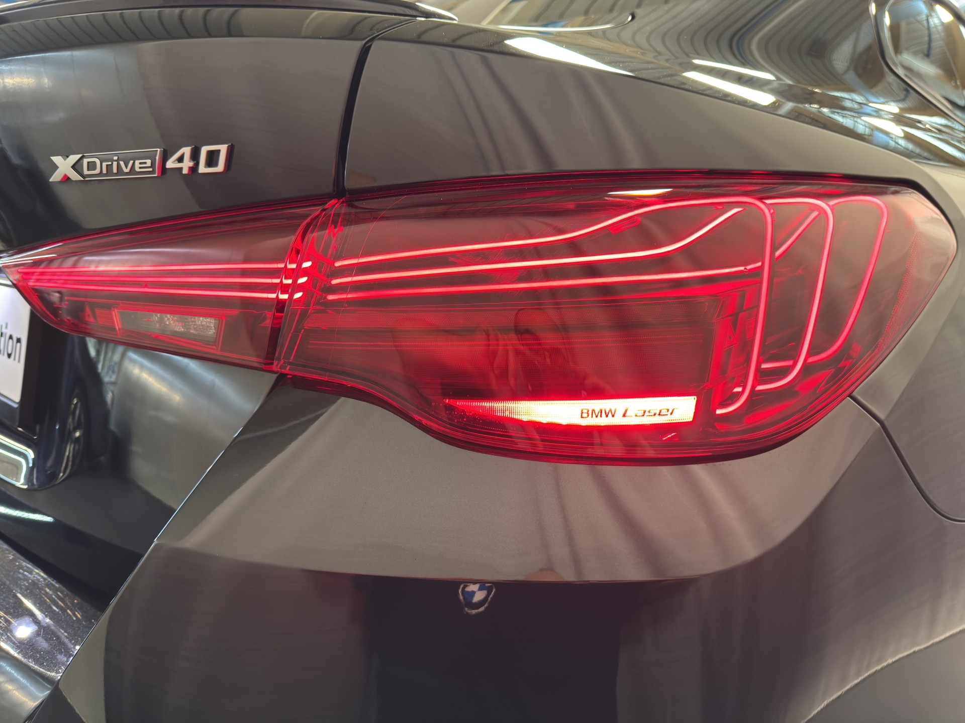 BMW i4 xDrive40 M Sport-image-6