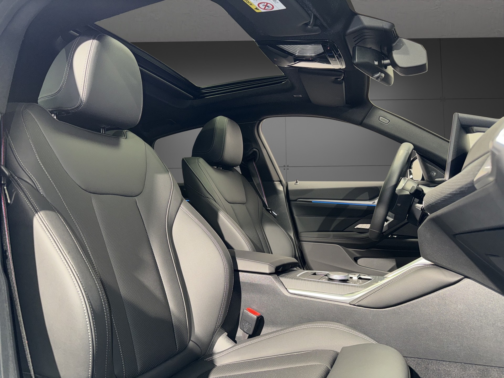 BMW i4 xDrive40 M Sport-image-22