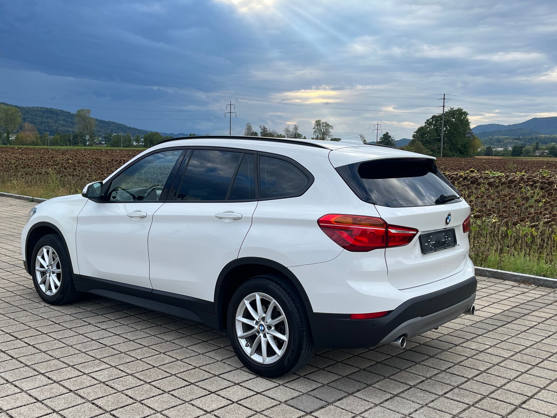 BMW X1 xDrive 18d xLine Steptronic-image-2
