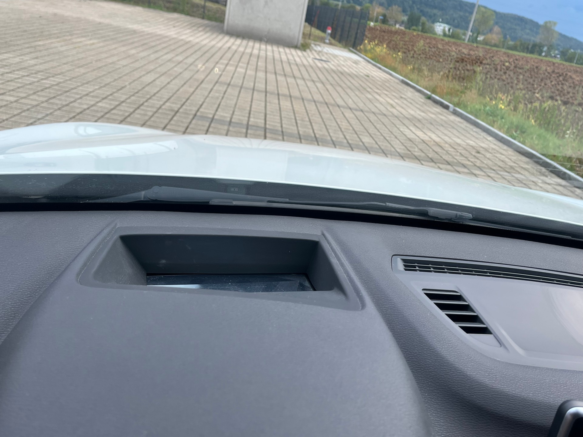 BMW X1 xDrive 18d xLine Steptronic-image-14