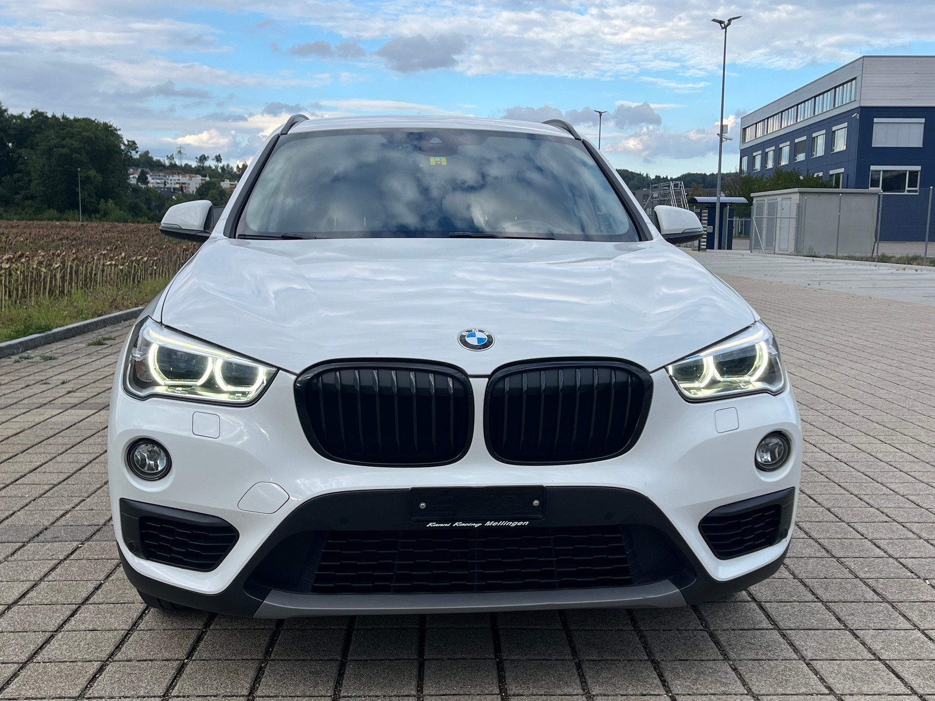 BMW X1 xDrive 18d xLine Steptronic-image-1