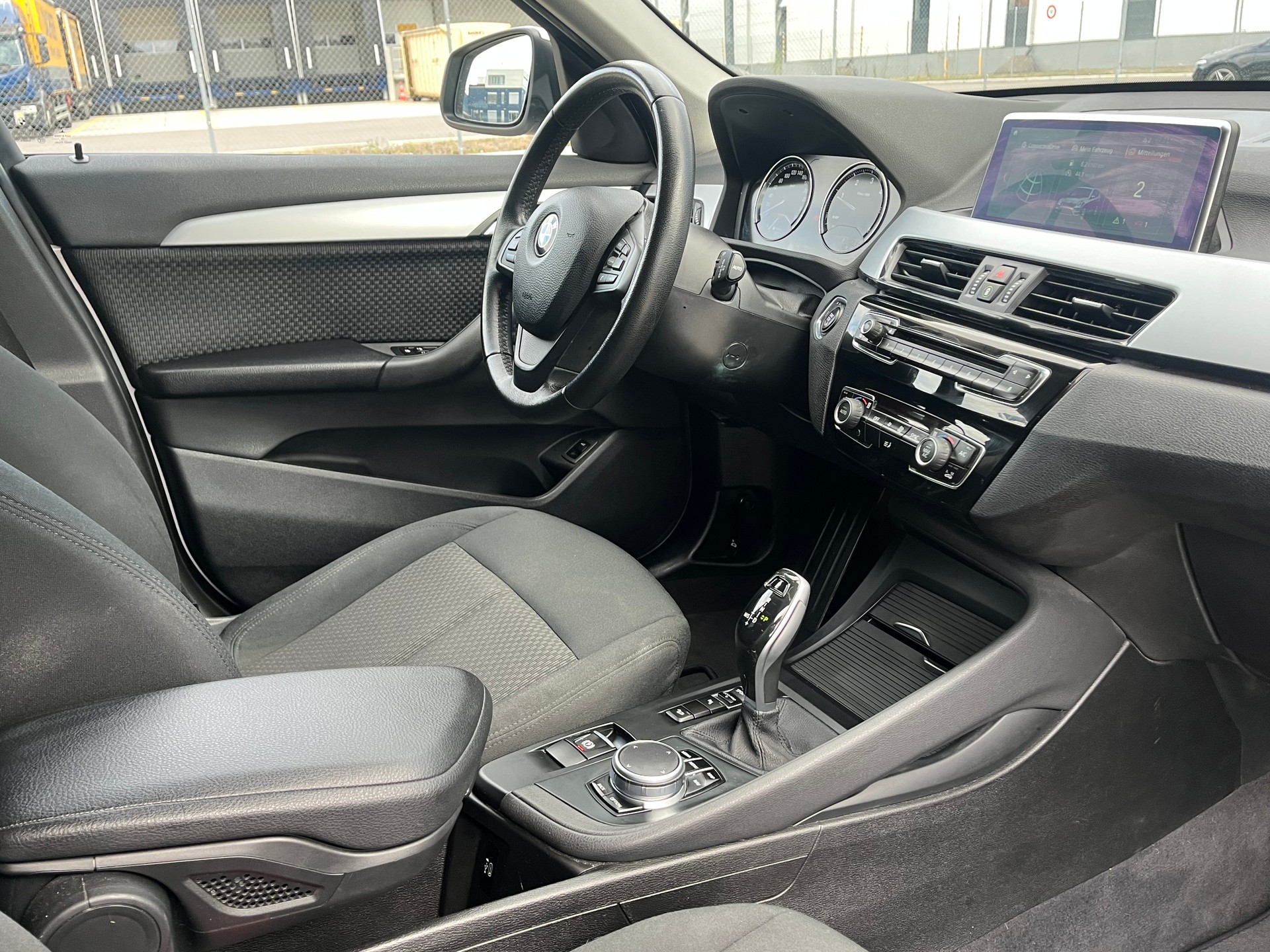 BMW X1 xDrive 18d xLine Steptronic-image-10
