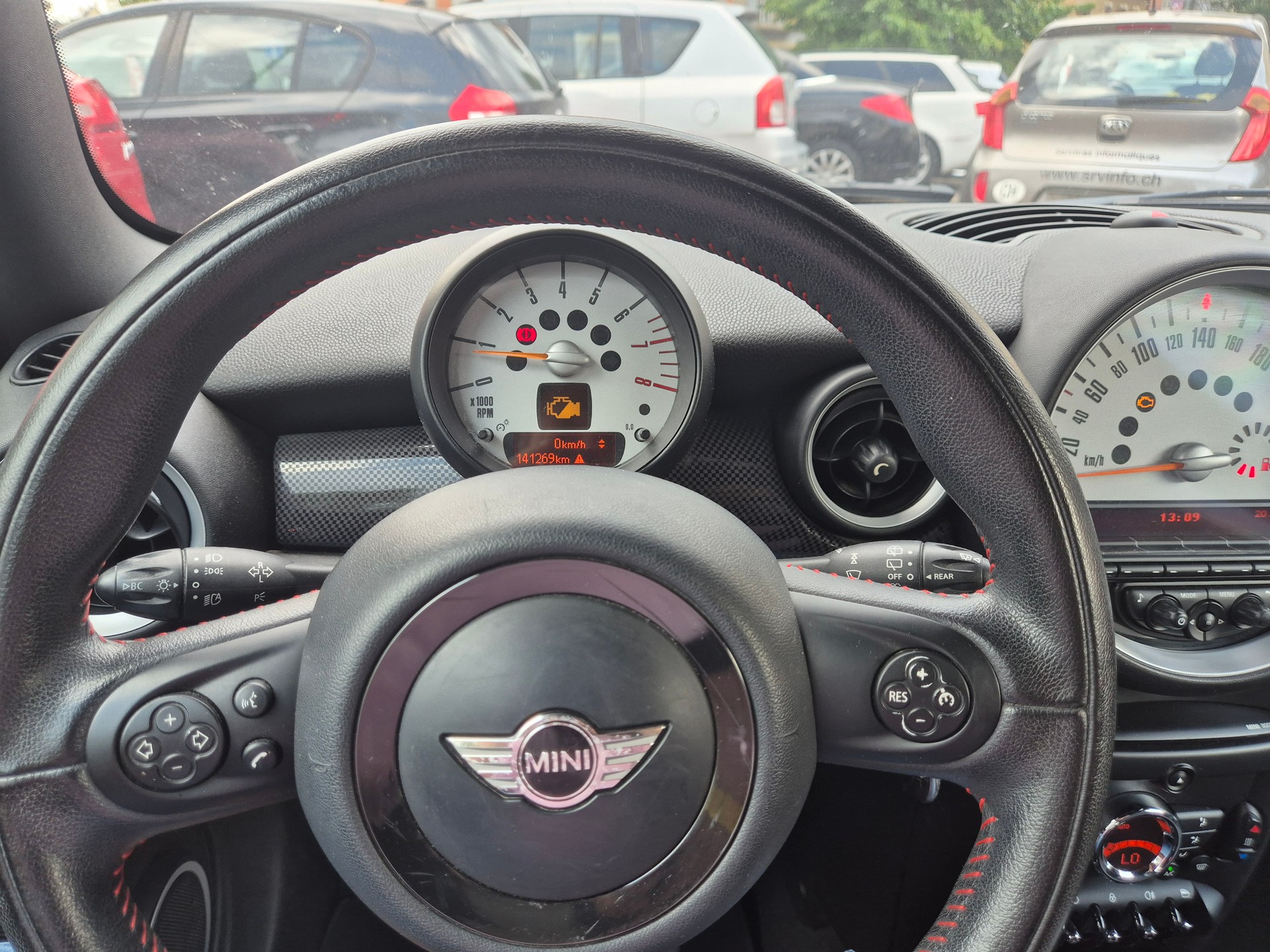 MINI Cooper S-image-12