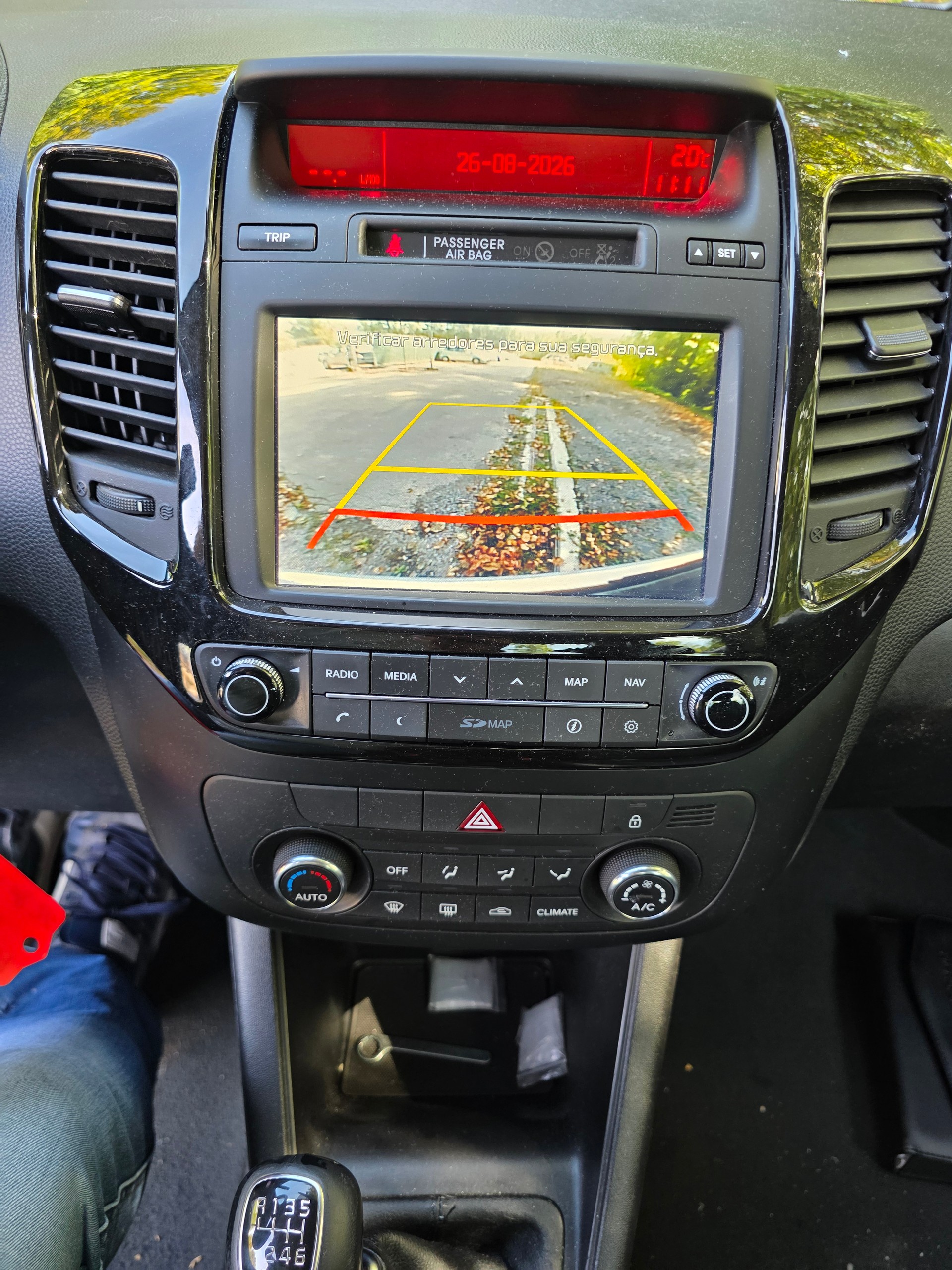 KIA Venga 1.6 CRDi Trend-image-9