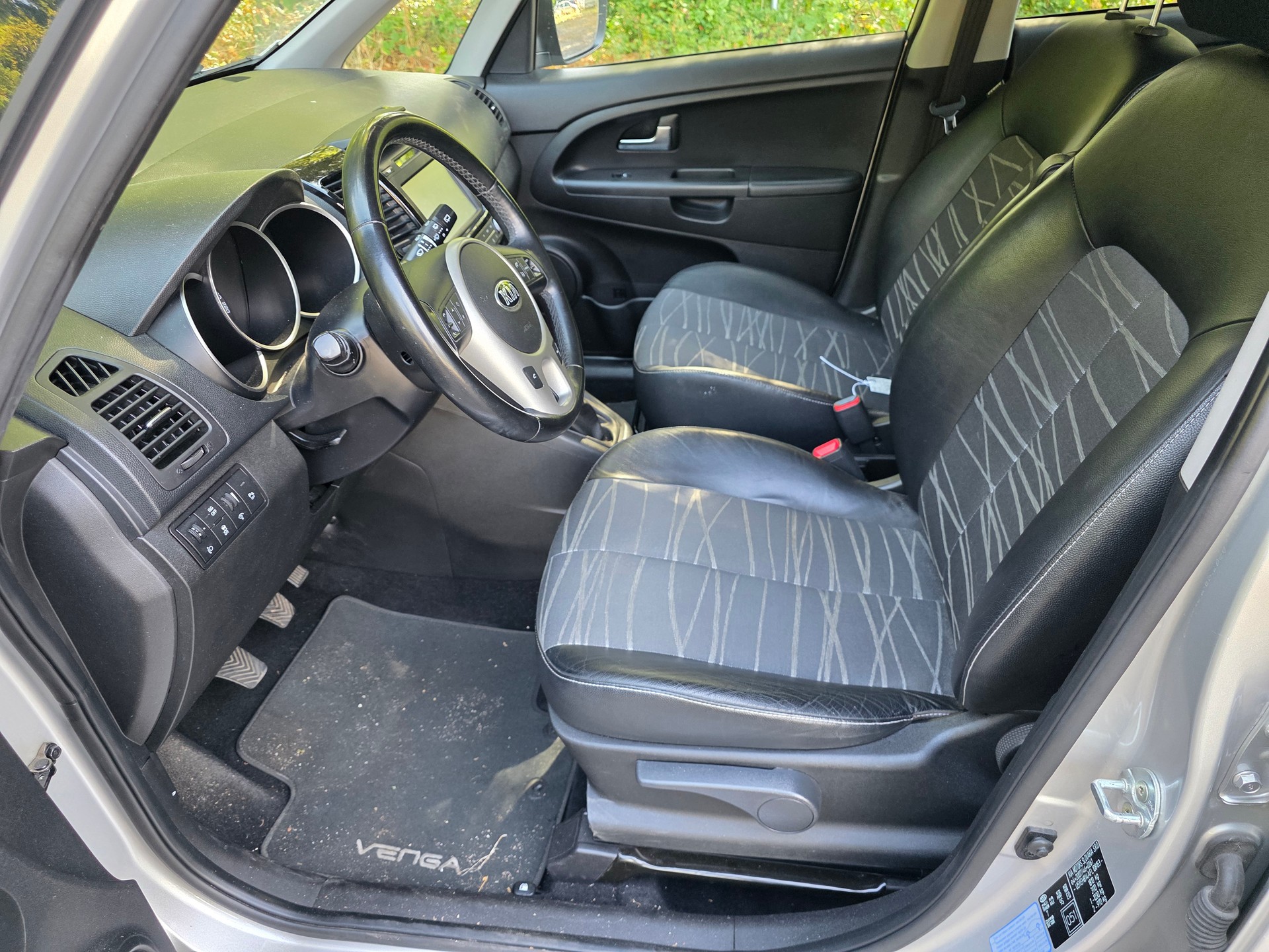 KIA Venga 1.6 CRDi Trend-image-7
