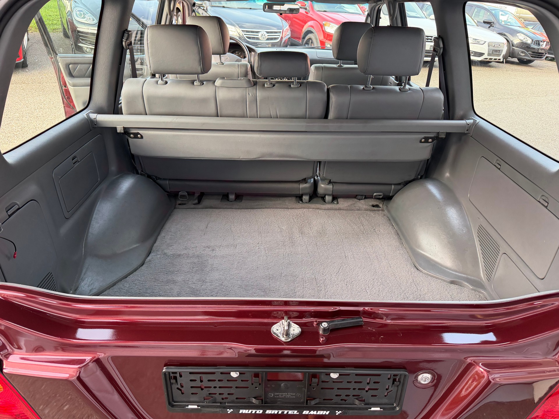 TOYOTA Land Cruiser 500 4.2 TD-image-8
