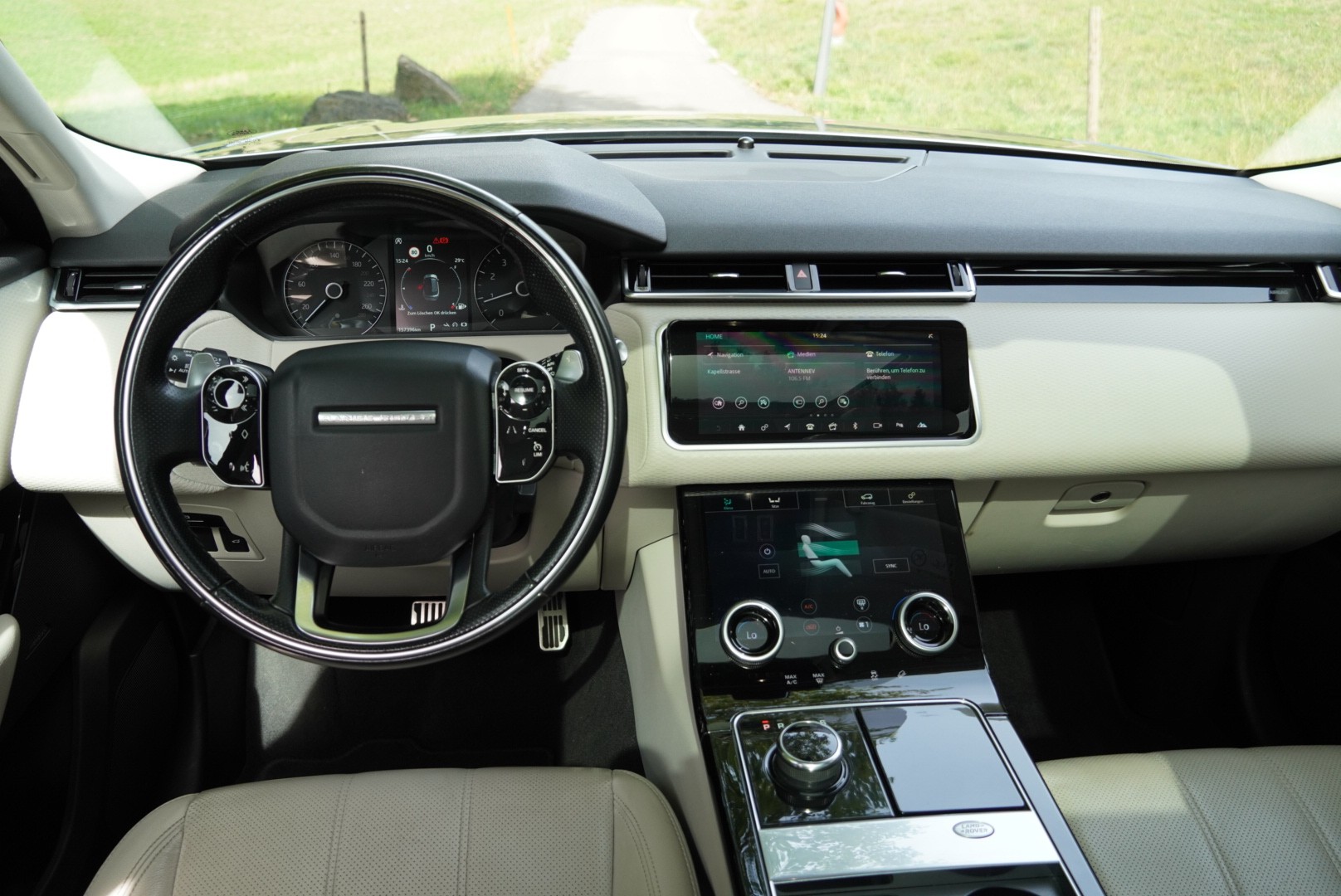 LAND ROVER Range Rover Velar R-Dynamic P 250 S Automatic-image-10