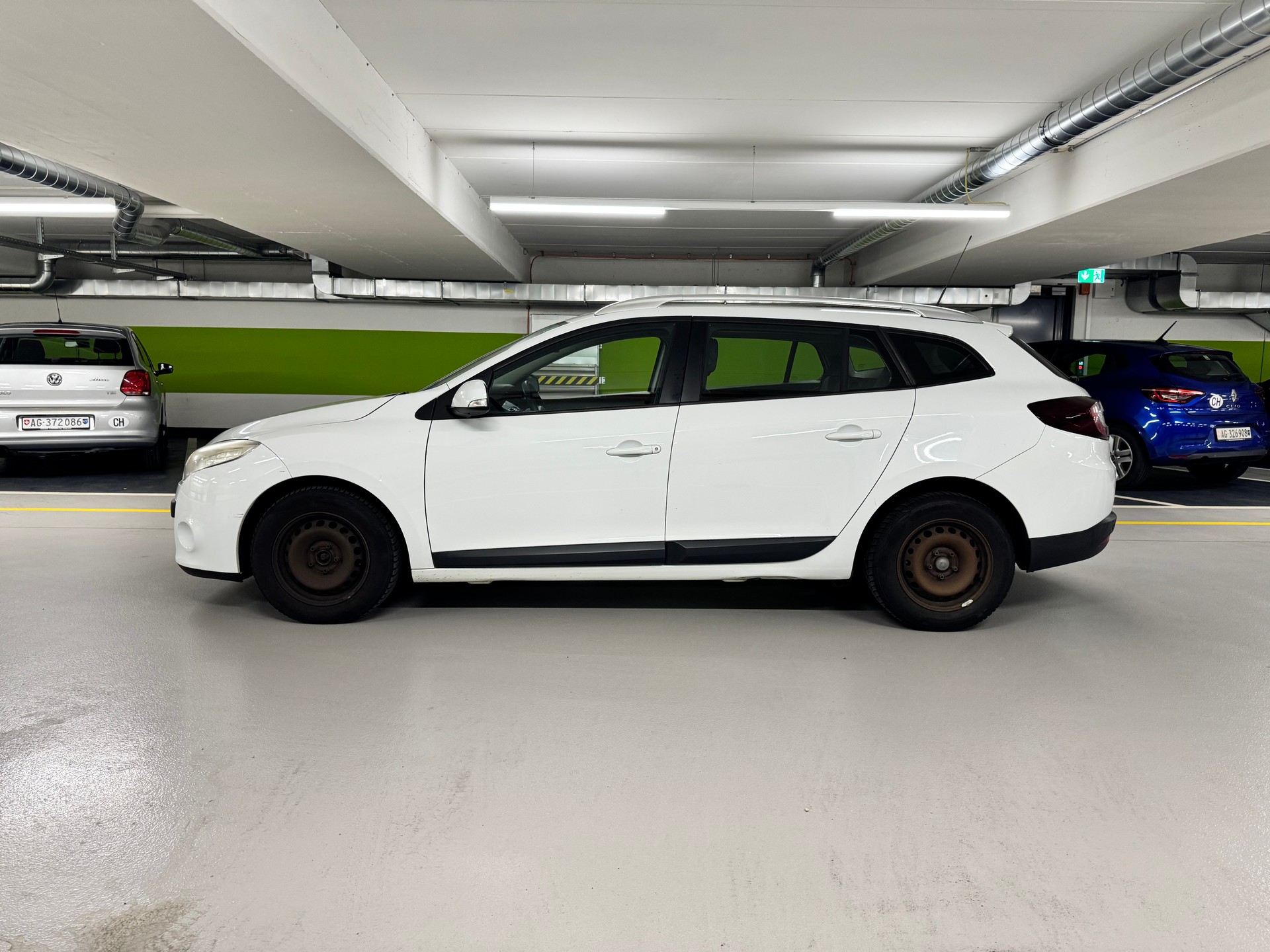 RENAULT Mégane Grandtour 1.5 dCi Dynamique EDC-image-7