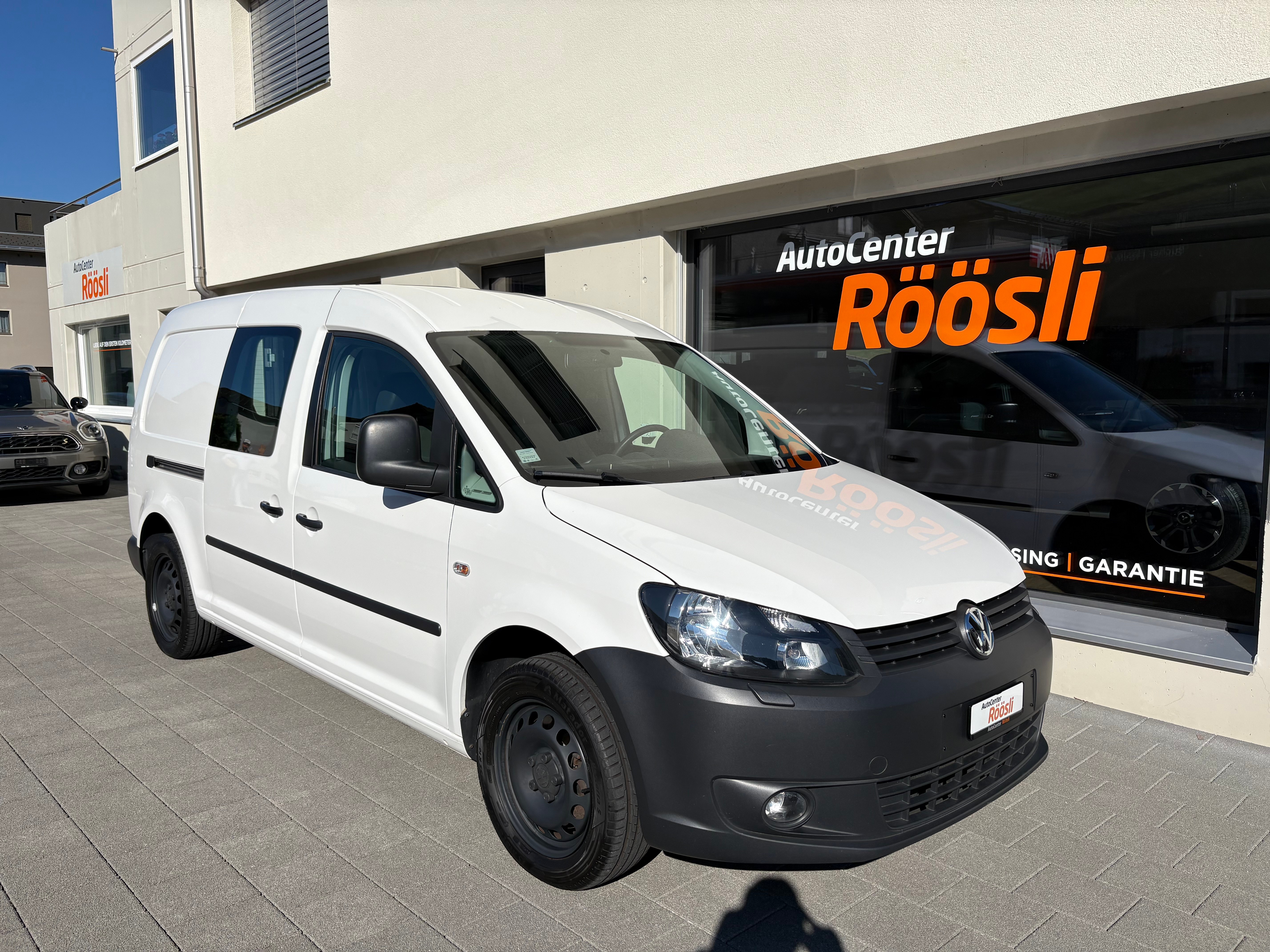VW Caddy Maxi 2.0 TDI — slika 1
