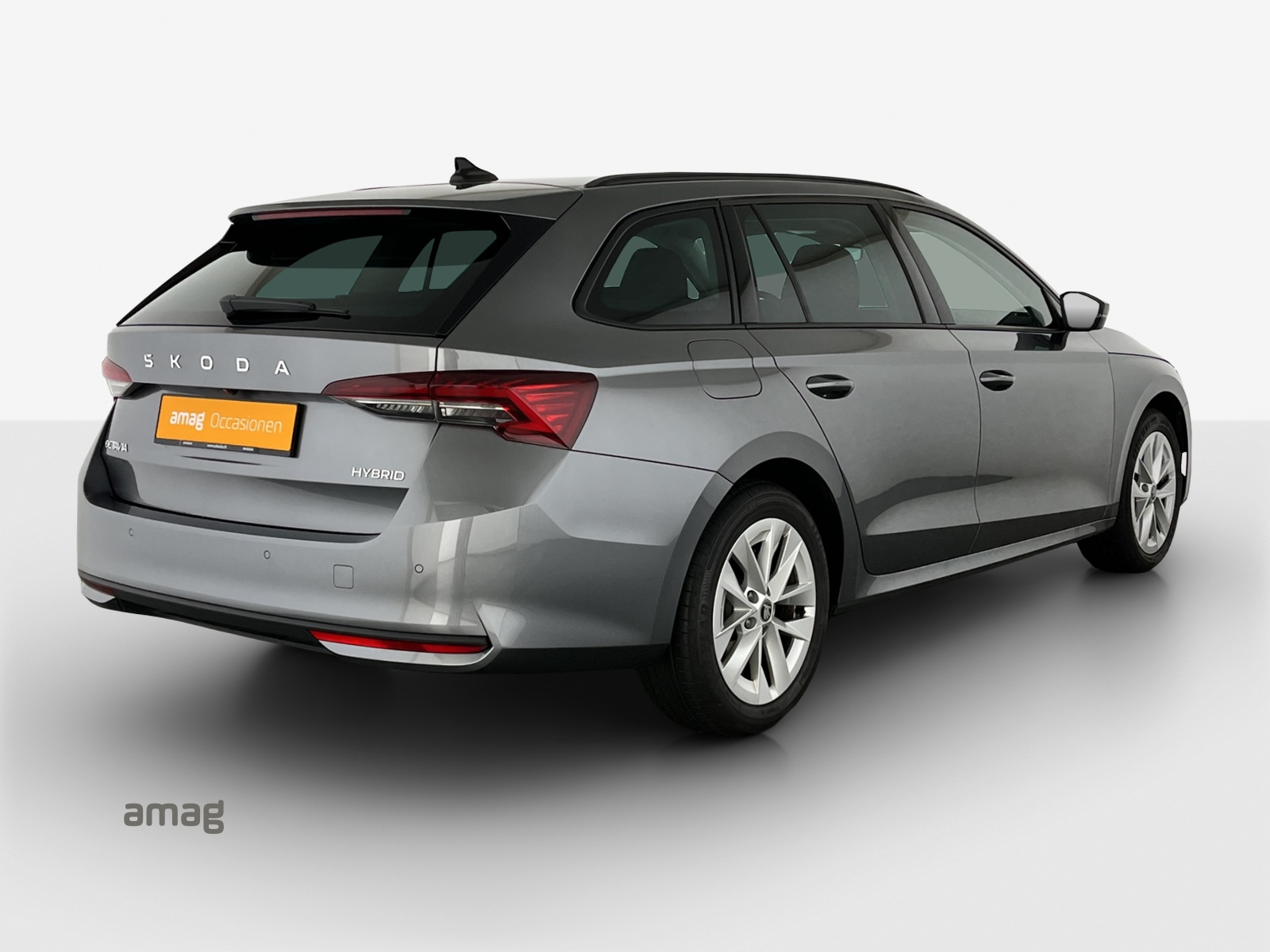 SKODA Octavia Combi 1.5 TSI mHEV DSG Dynamic-image-4