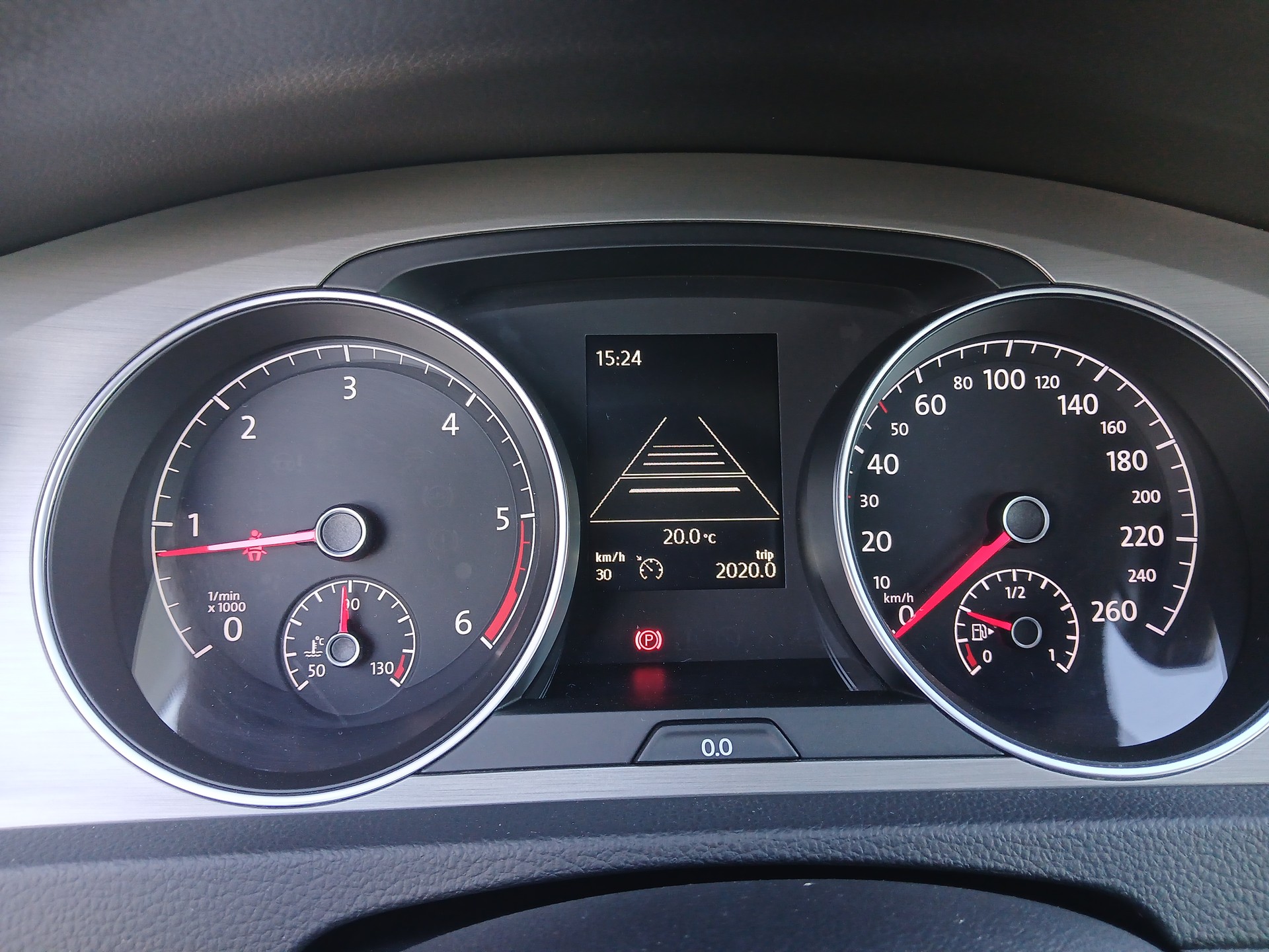 VW Golf 2.0 TDI Comfortline 4Motion-image-11