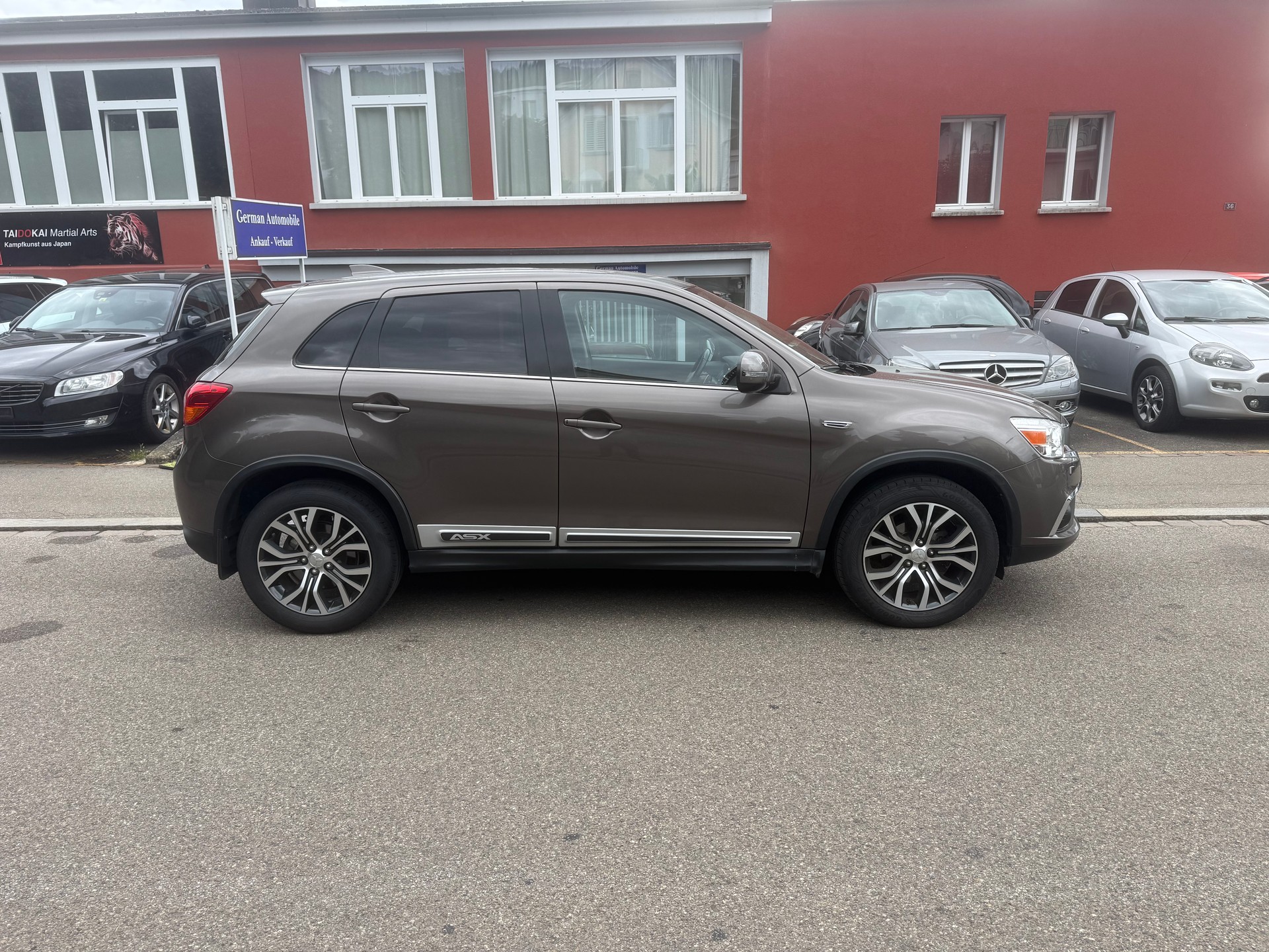 MITSUBISHI ASX 2.2 DID Style Hyaku Edition 4WD Automatic-image-0