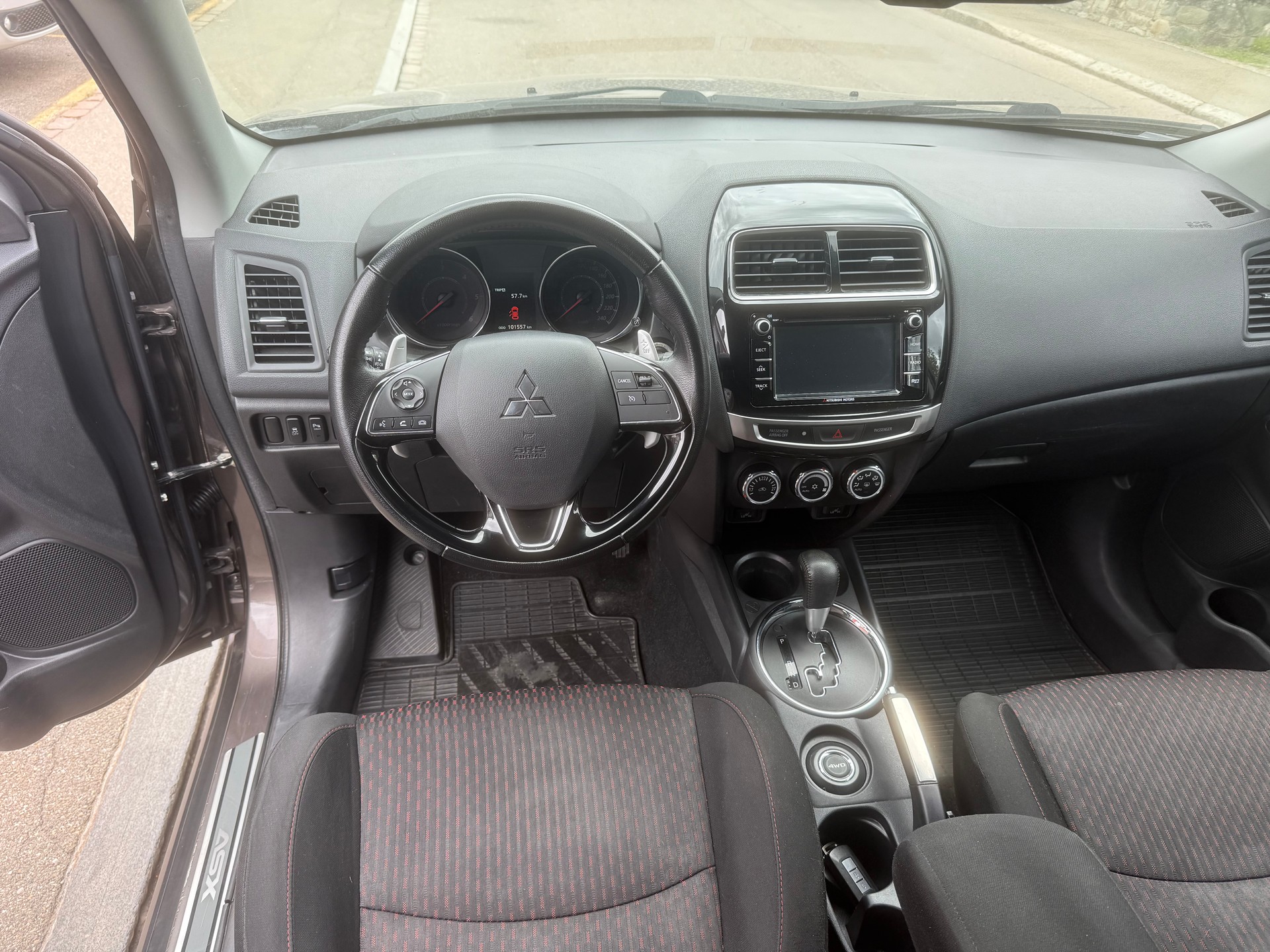MITSUBISHI ASX 2.2 DID Style Hyaku Edition 4WD Automatic-image-8
