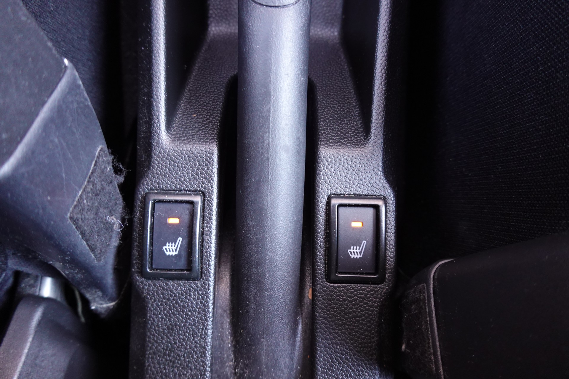 SUZUKI Ignis 1.2i Compact+ Hybrid "* CH Auto * 3 ans de G0arantie * Clim Auto * Caméra * Apple Car Play * Capteurs *"-image-18