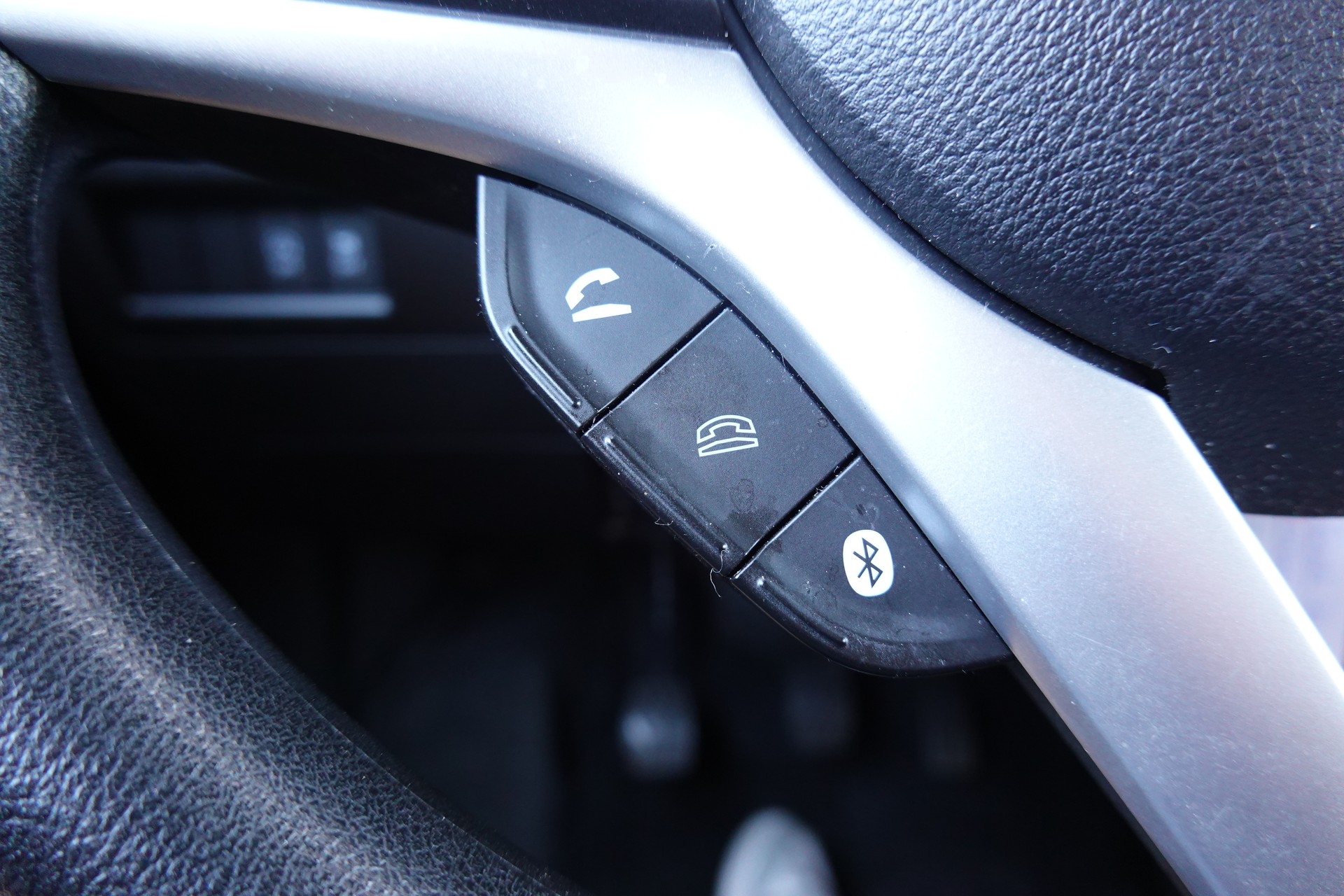 SUZUKI Ignis 1.2i Compact+ Hybrid "* CH Auto * 3 ans de G0arantie * Clim Auto * Caméra * Apple Car Play * Capteurs *"-image-13