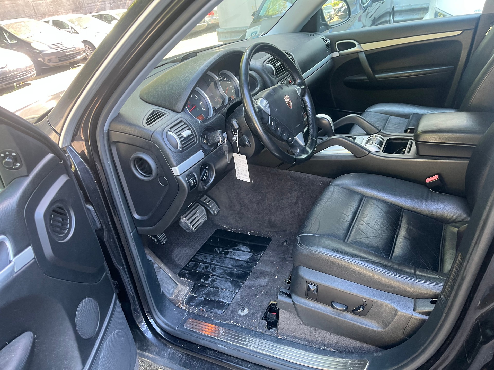 PORSCHE Cayenne S-image-10