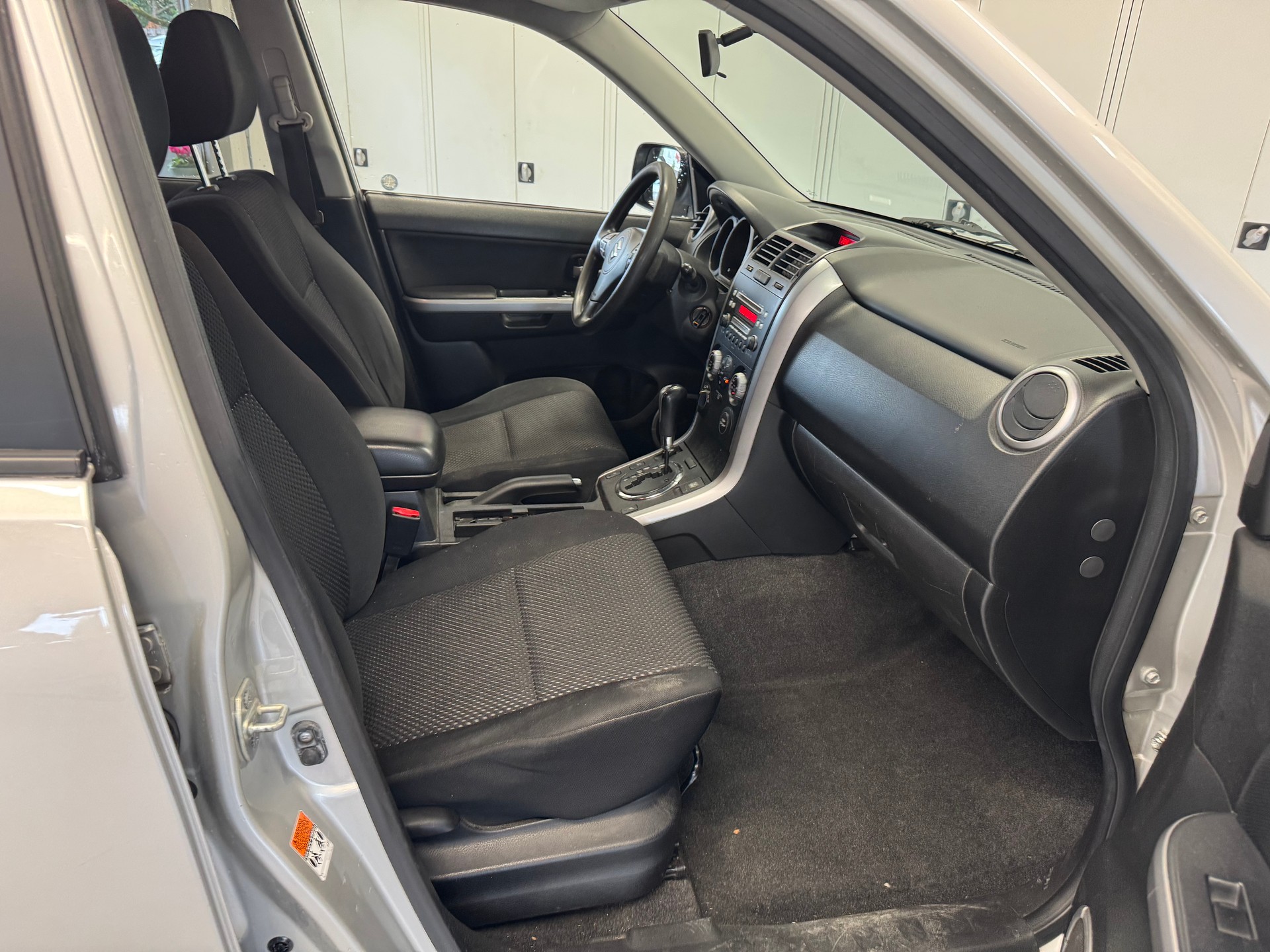 SUZUKI Grand Vitara 2.0 16V Top Limited Edition Automatic-image-10