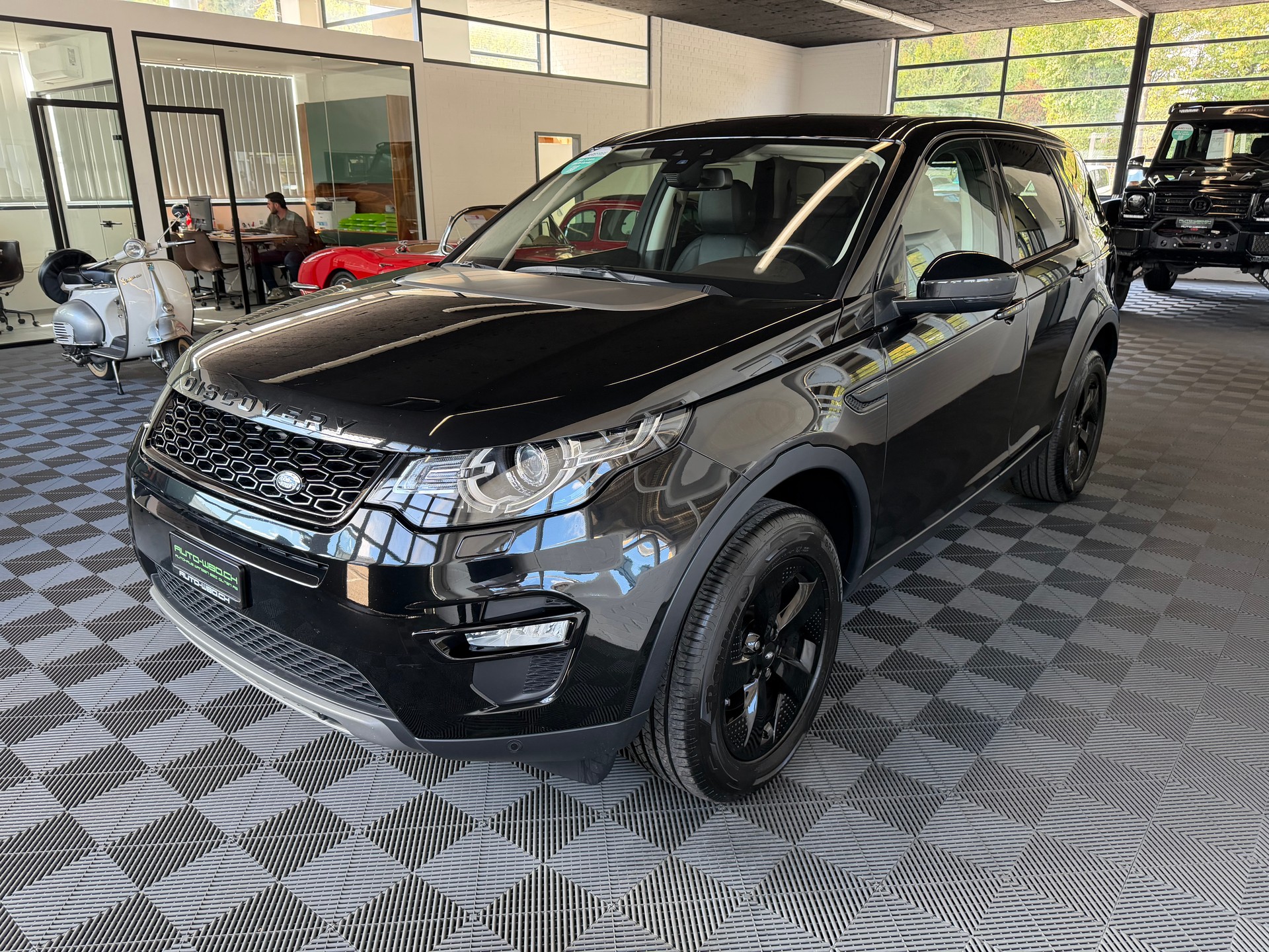 LAND ROVER Discovery Sport 2.0 Si4 HSE AT9 241 PS 4X4 * 7 PLÄTZER *-image-5