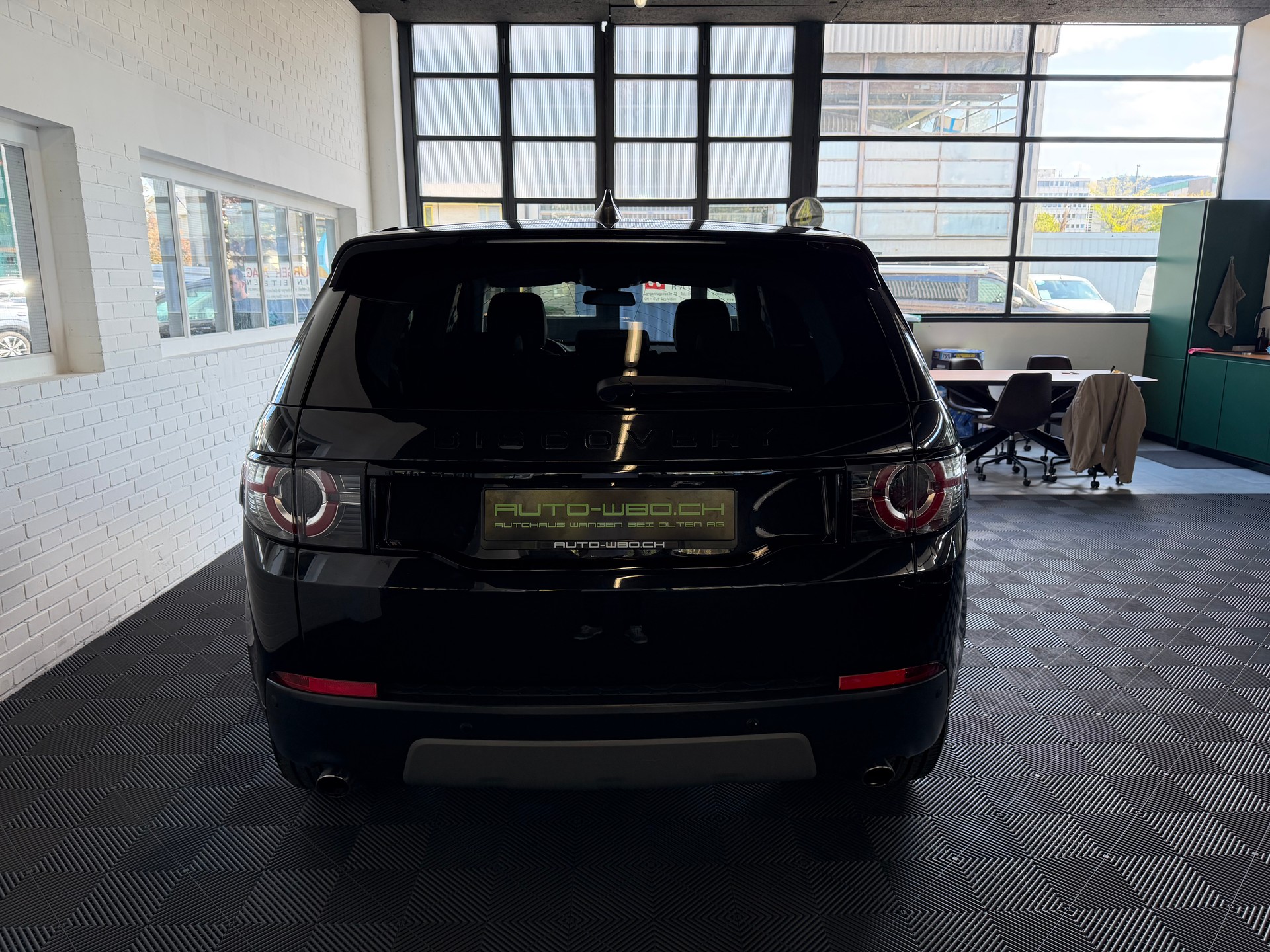 LAND ROVER Discovery Sport 2.0 Si4 HSE AT9 241 PS 4X4 * 7 PLÄTZER *-image-3