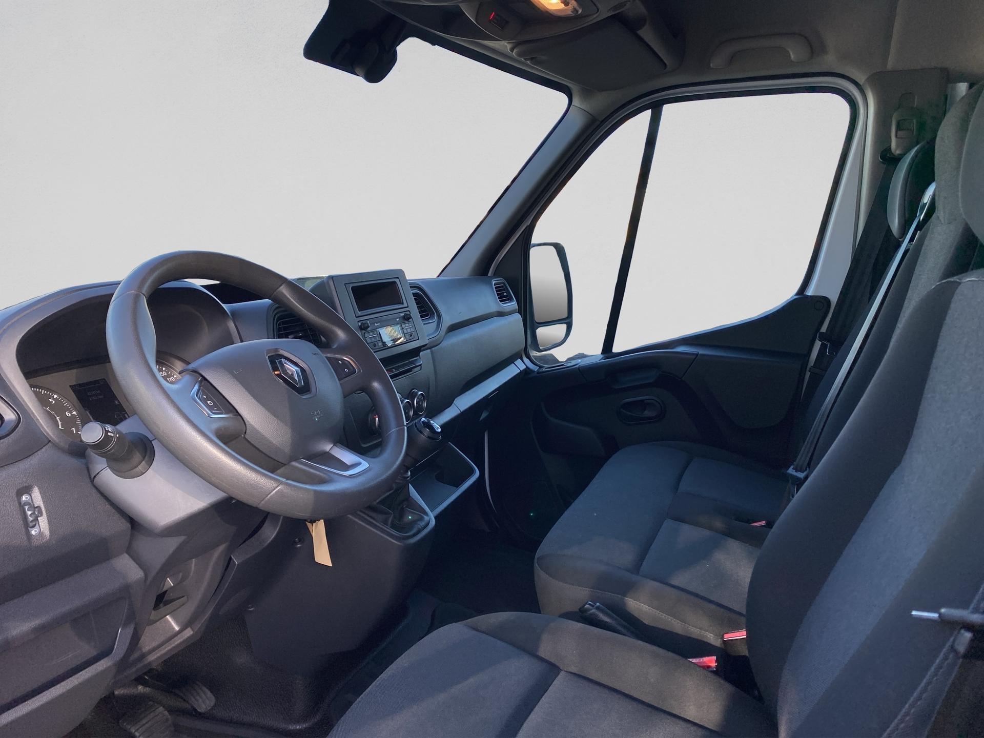 RENAULT Master T35 dCi145 L3-image-12