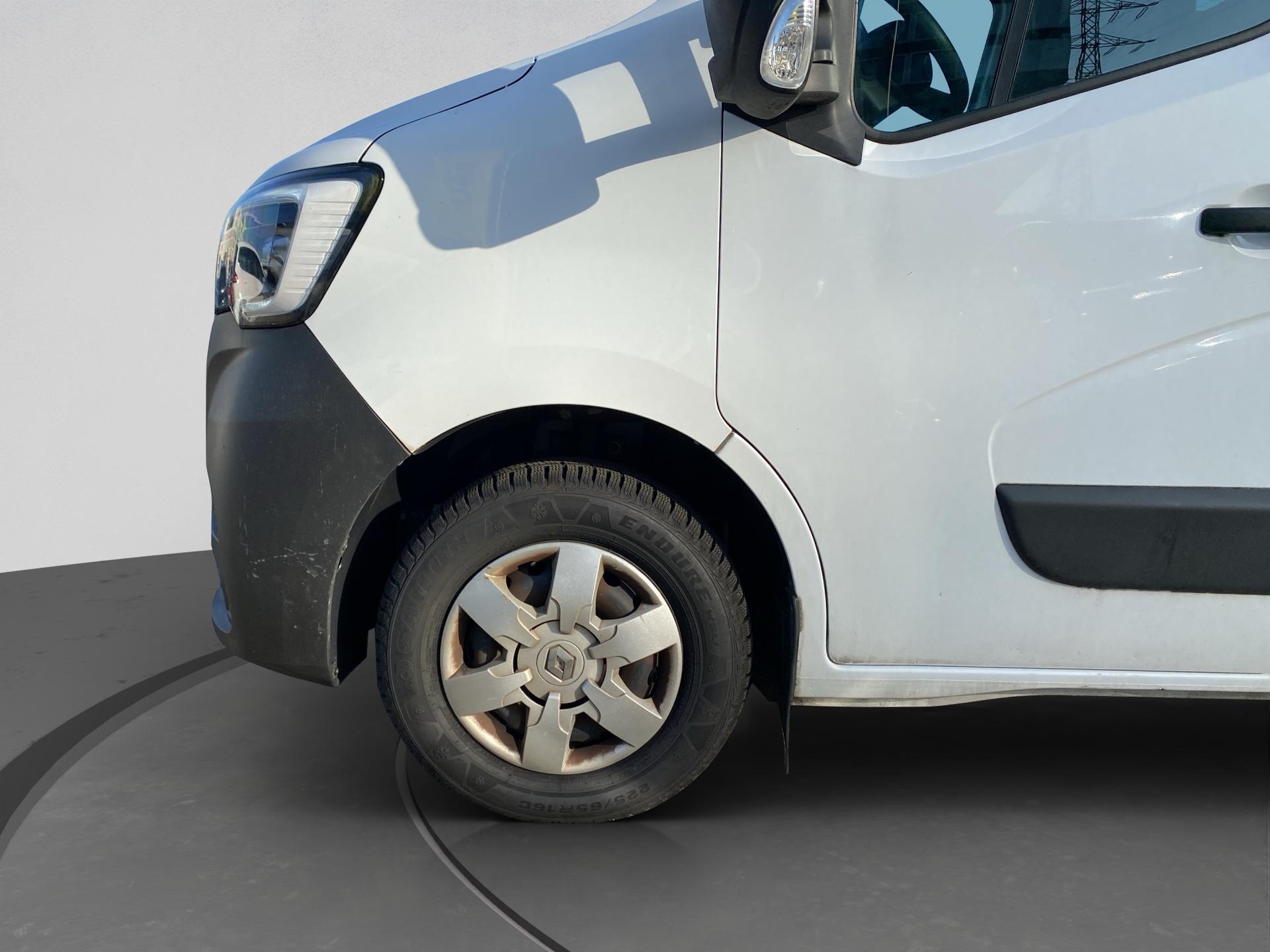 RENAULT Master T35 dCi145 L3-image-14