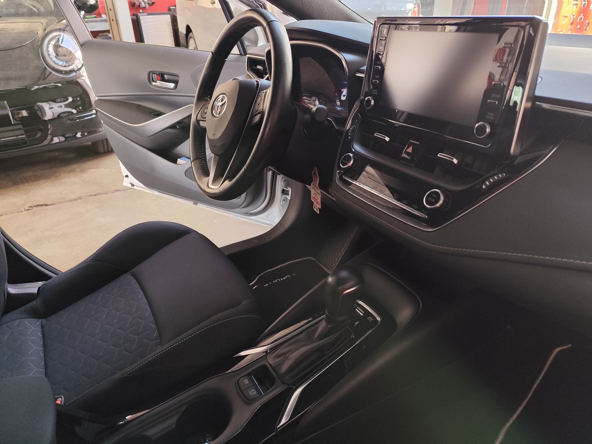 TOYOTA Corolla Touring Sports 1.8 HSD Trend e-CVT-image-6